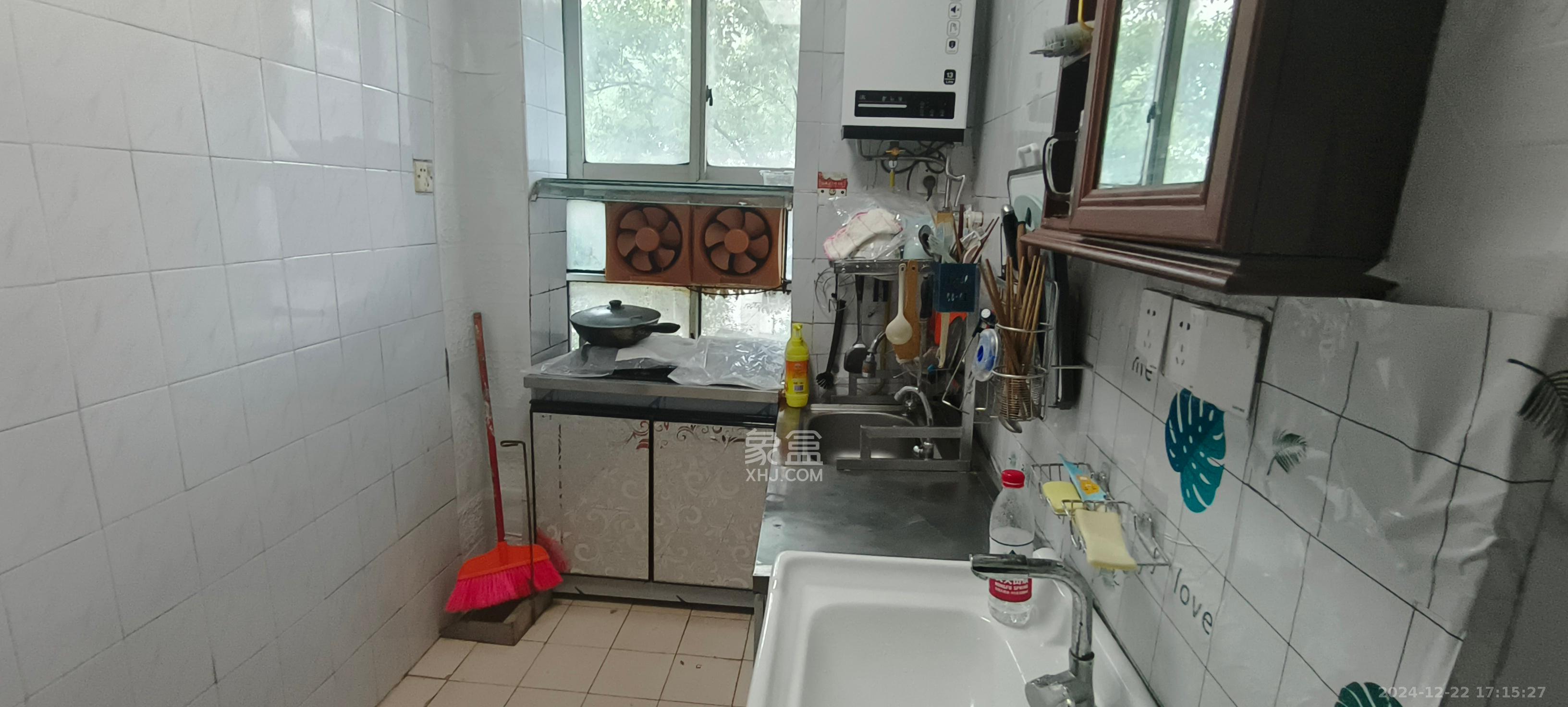 轻工小区（湖南轻工研究院宿舍）  2室2厅1卫   2000.00元/月室内图