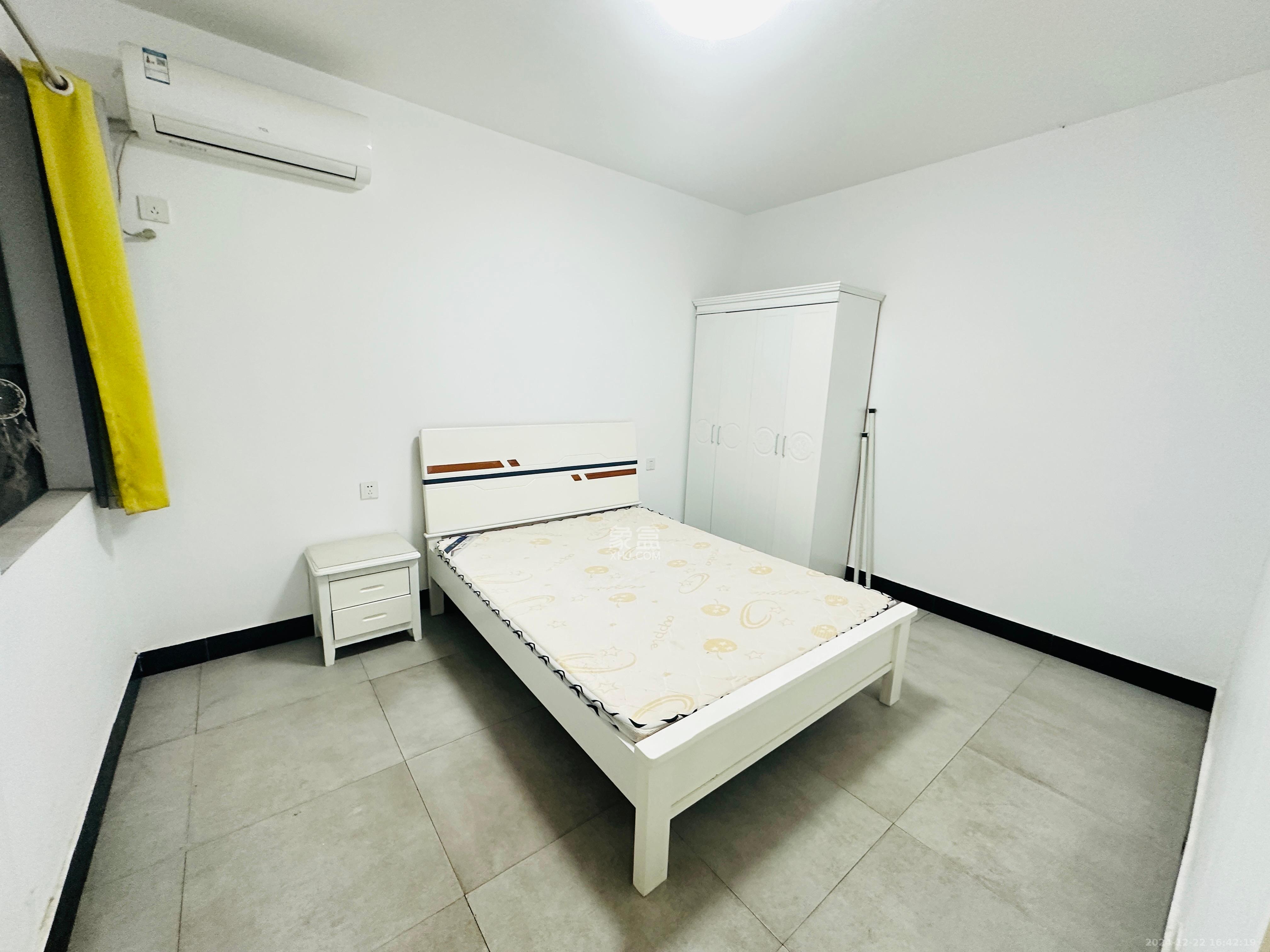 半山壹号  3室2厅2卫   3000.00元/月室内图
