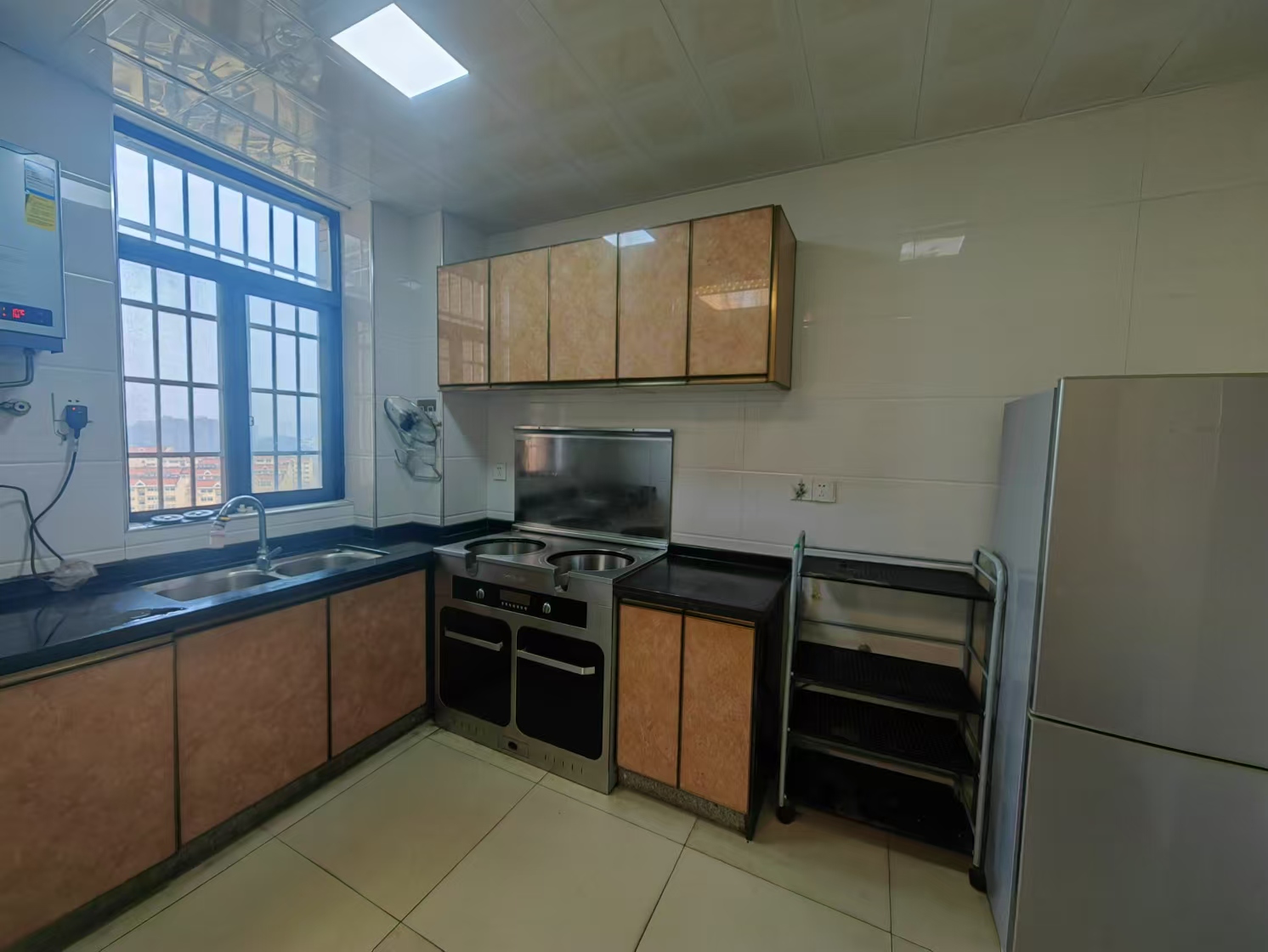 金山俪园 2室2厅1卫 1580.0元/月 金山俪园 2室2厅1卫 1580.0元/月室内图