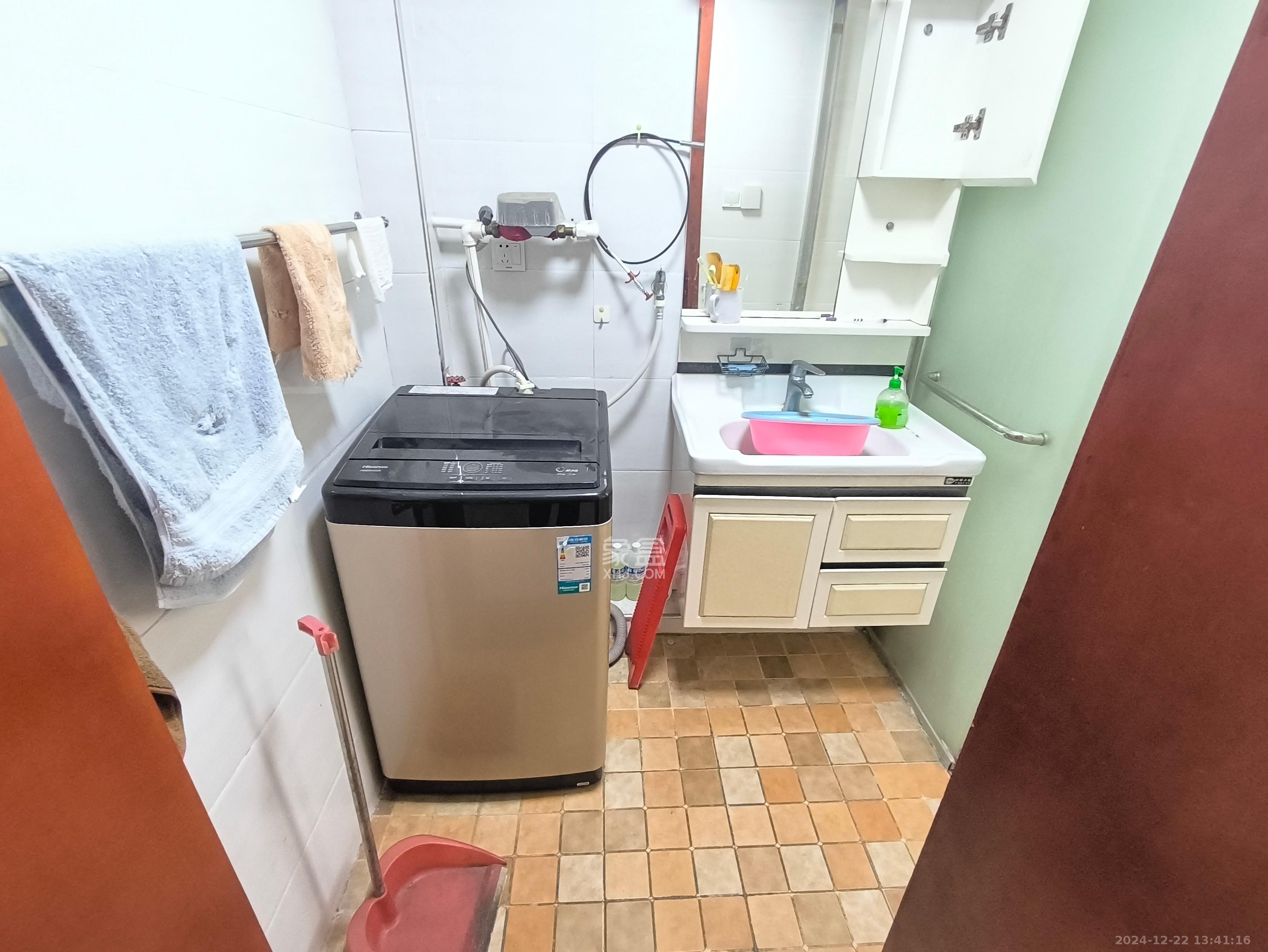 侯家塘有色研究院(长沙有色大院) 3室2厅2卫 2800.0元/月 侯家塘有色研究院(长沙有色大院) 3室2厅2卫 2800.0元/月室内图