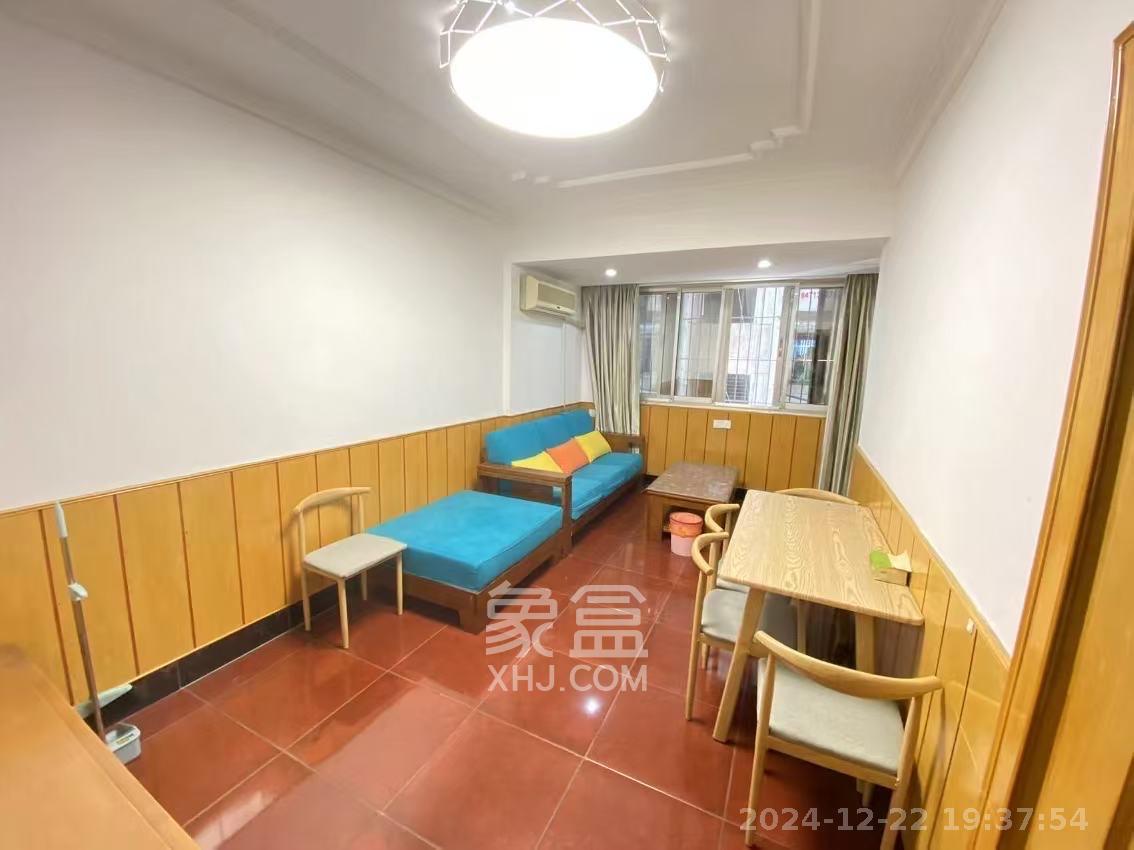 向韶村 2室1厅1卫 2400.0元/月 向韶村 2室1厅1卫 2400.0元/月室内图