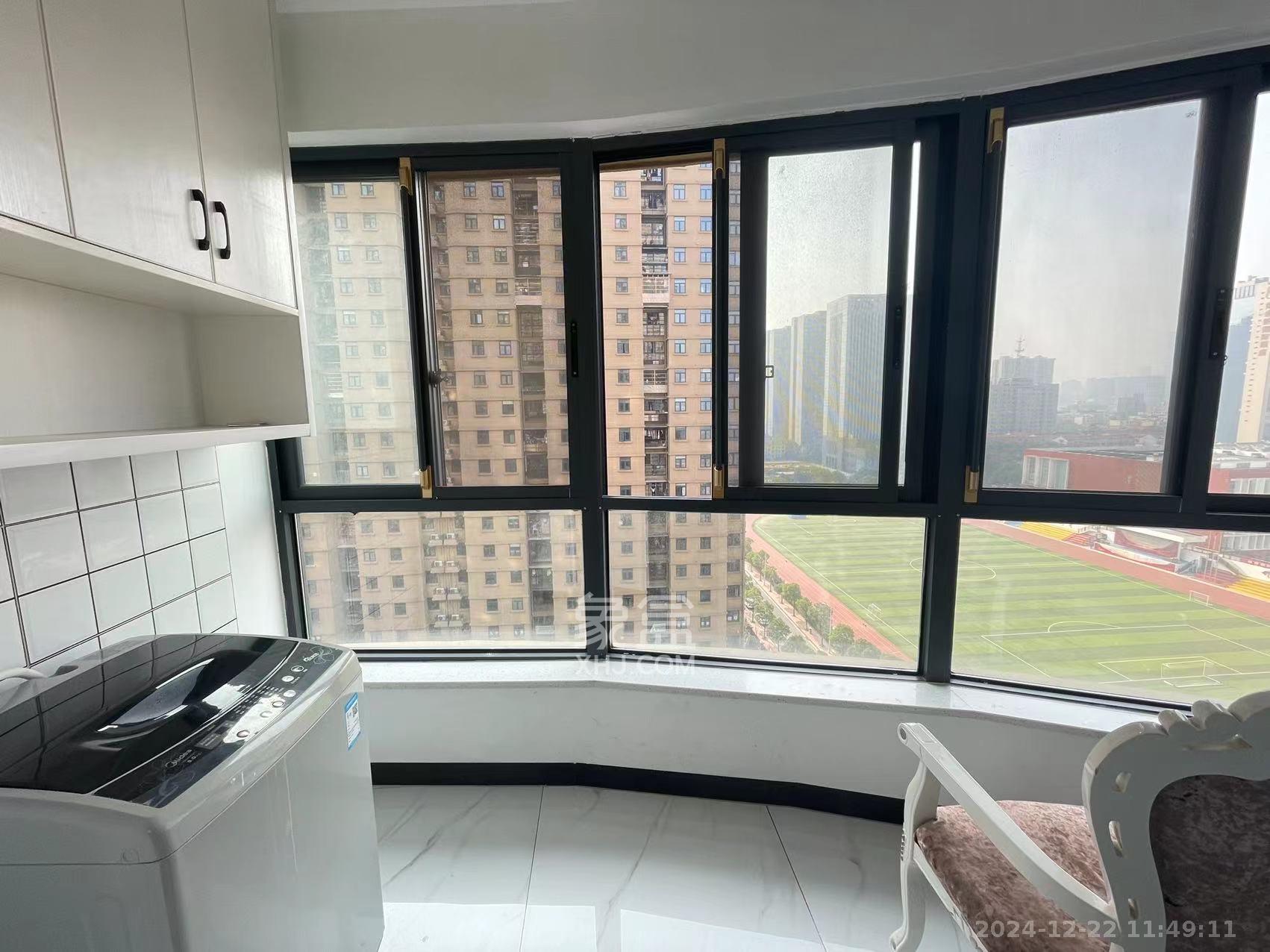 嘉雨兴园  2室1厅1卫    2600.0元/月室内图