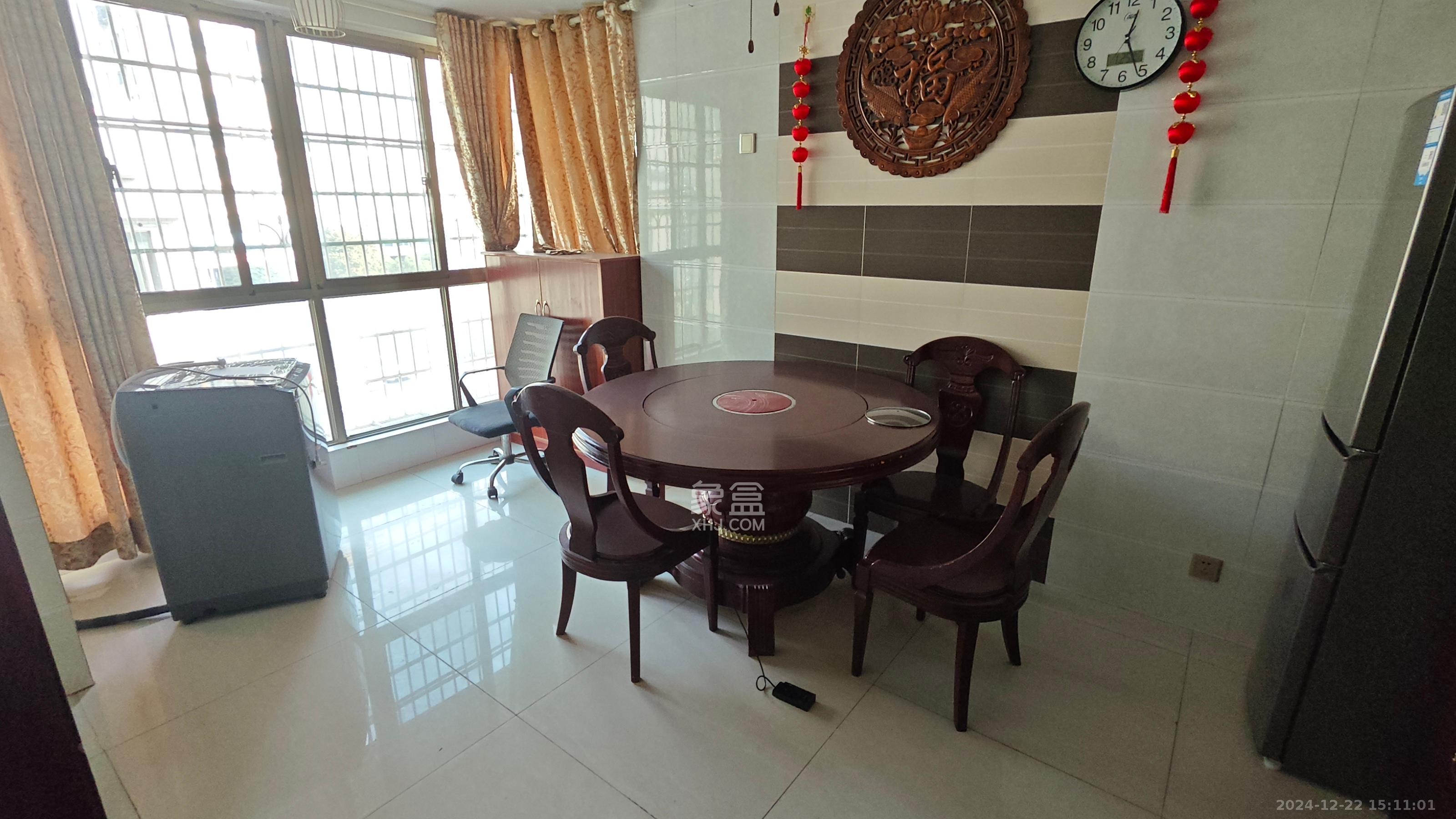 金桂小区一期 2室1厅1卫 2000.0元/月 金桂小区一期 2室1厅1卫 2000.0元/月室内图