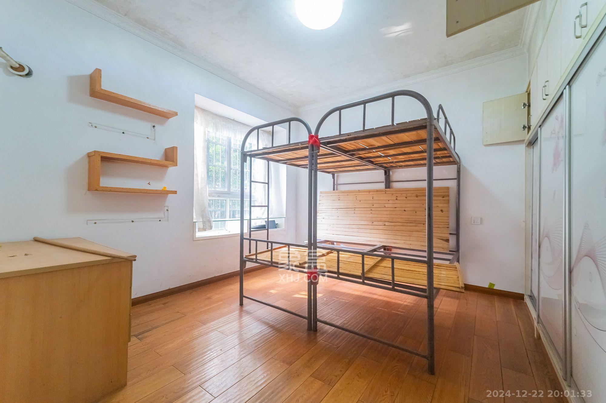 爱琴海岸 1室2厅2卫 1700.0元/月 爱琴海岸 1室2厅2卫 1700.0元/月室内图