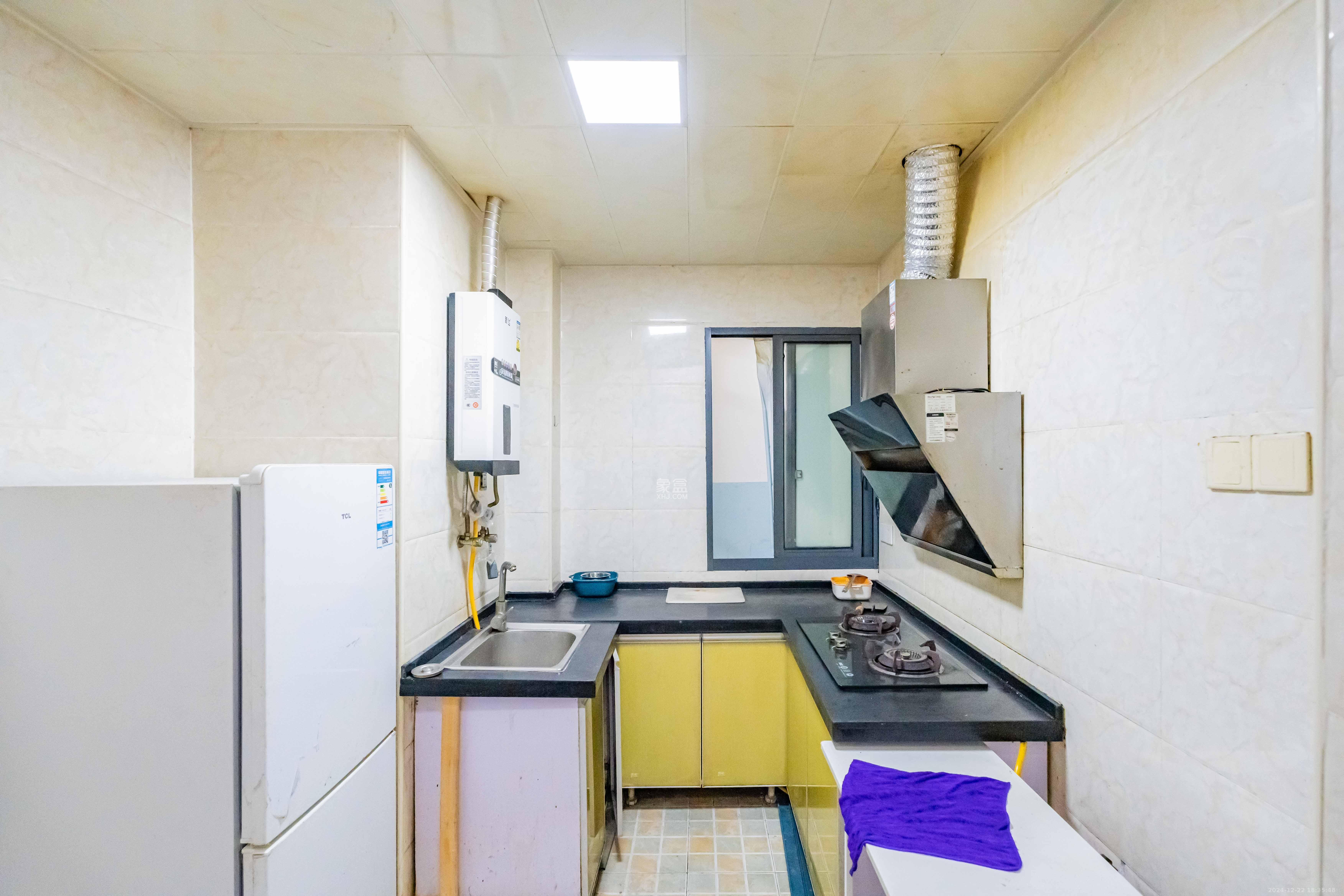 悦湖山  4室2厅1卫    1700.0元/月 悦湖山  4室2厅1卫    1700.0元/月室内图