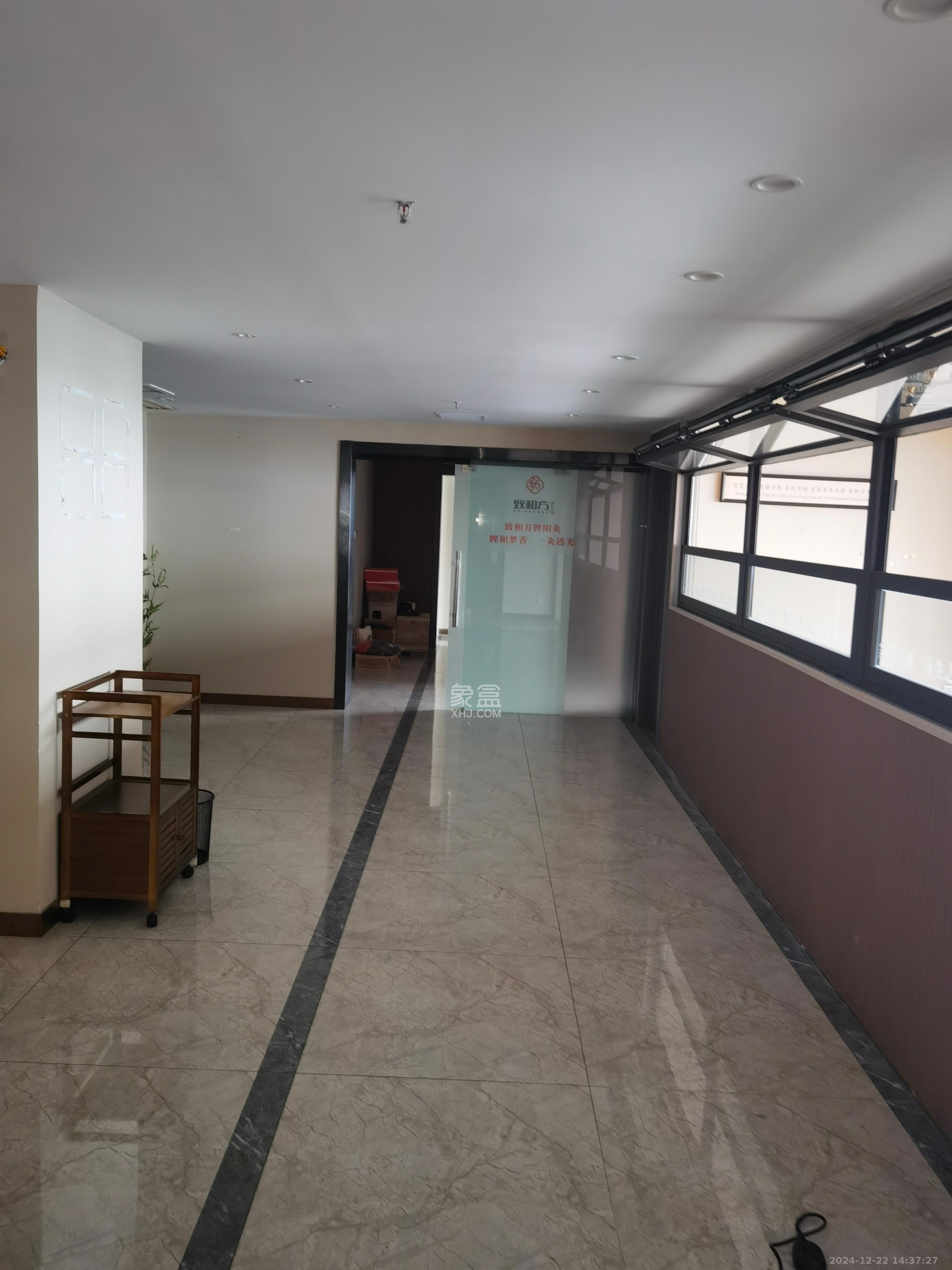 保利国际广场 1室1厅1卫 11000.0元/月 保利国际广场 1室1厅1卫 11000.0元/月室内图