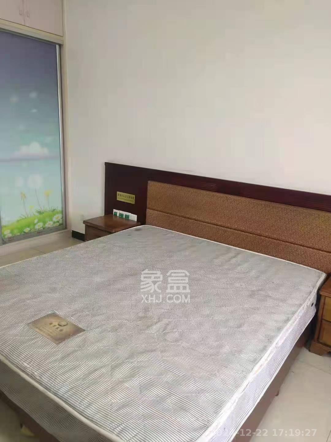 大桥四区 1室1厅1卫 1100.0元/月 大桥四区 1室1厅1卫 1100.0元/月室内图