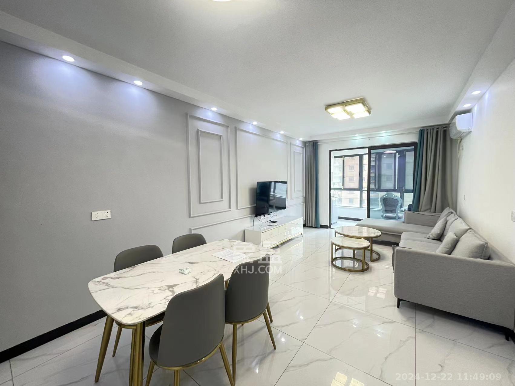 嘉雨兴园  2室1厅1卫    2600.0元/月室内图