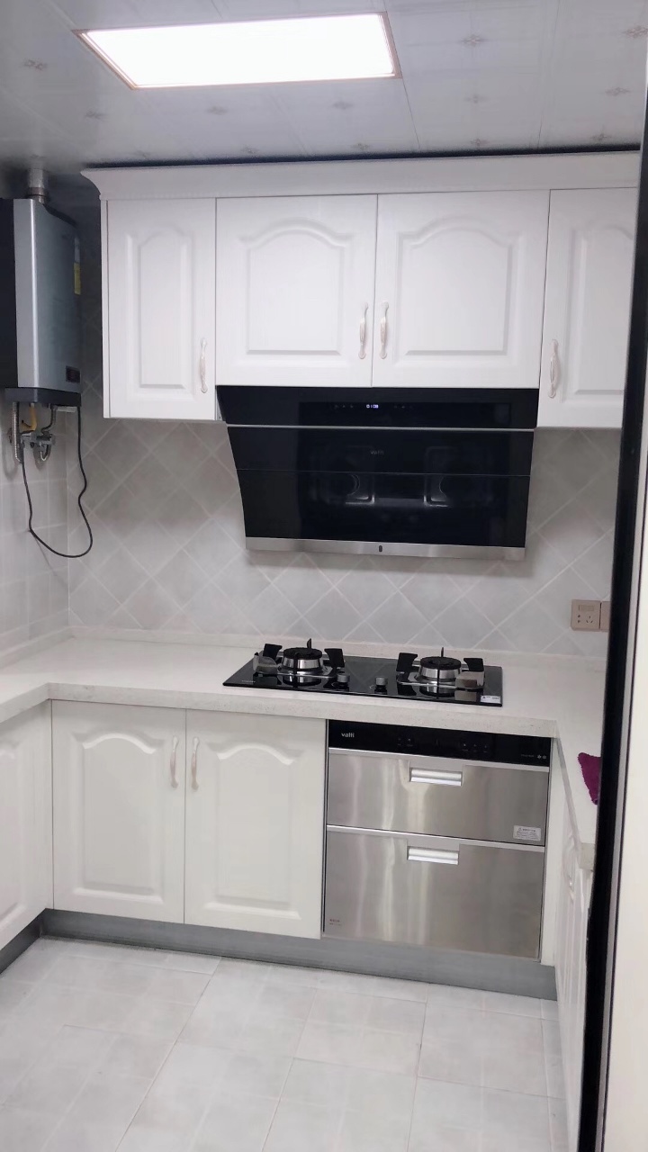 万达湖公馆 2室2厅2卫 2000.0元/月 万达湖公馆 2室2厅2卫 2000.0元/月室内图