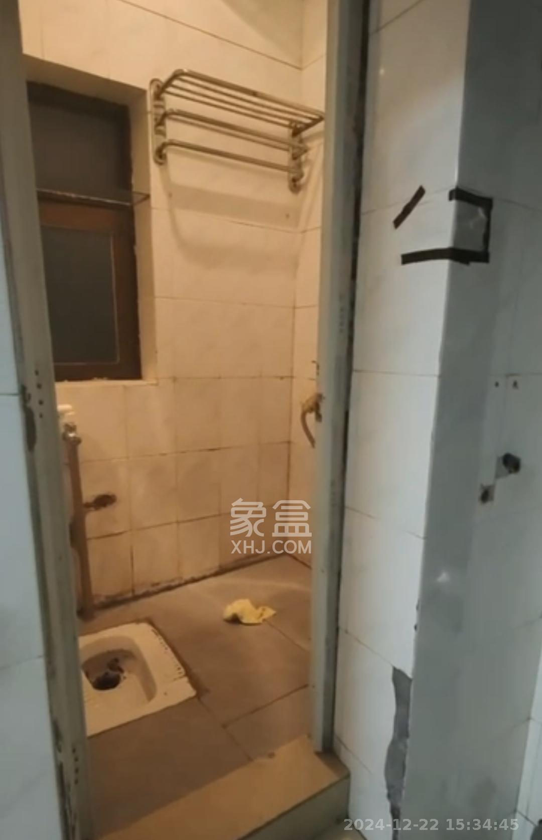 红旗社区  1室0厅0卫   1400.00元/月室内图