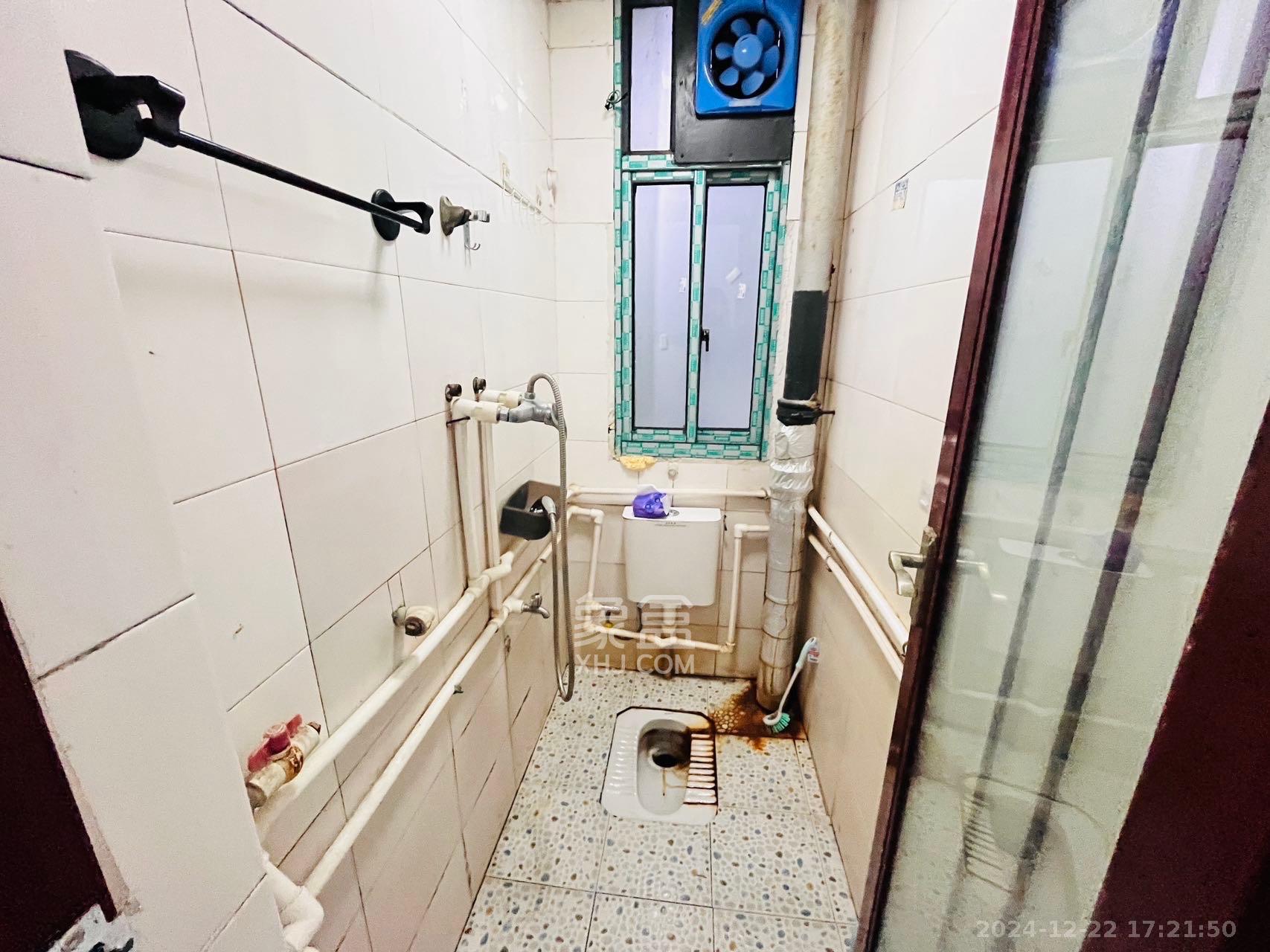 田汉剧院宿舍 2室2厅1卫 1500.0元/月 田汉剧院宿舍 2室2厅1卫 1500.0元/月室内图