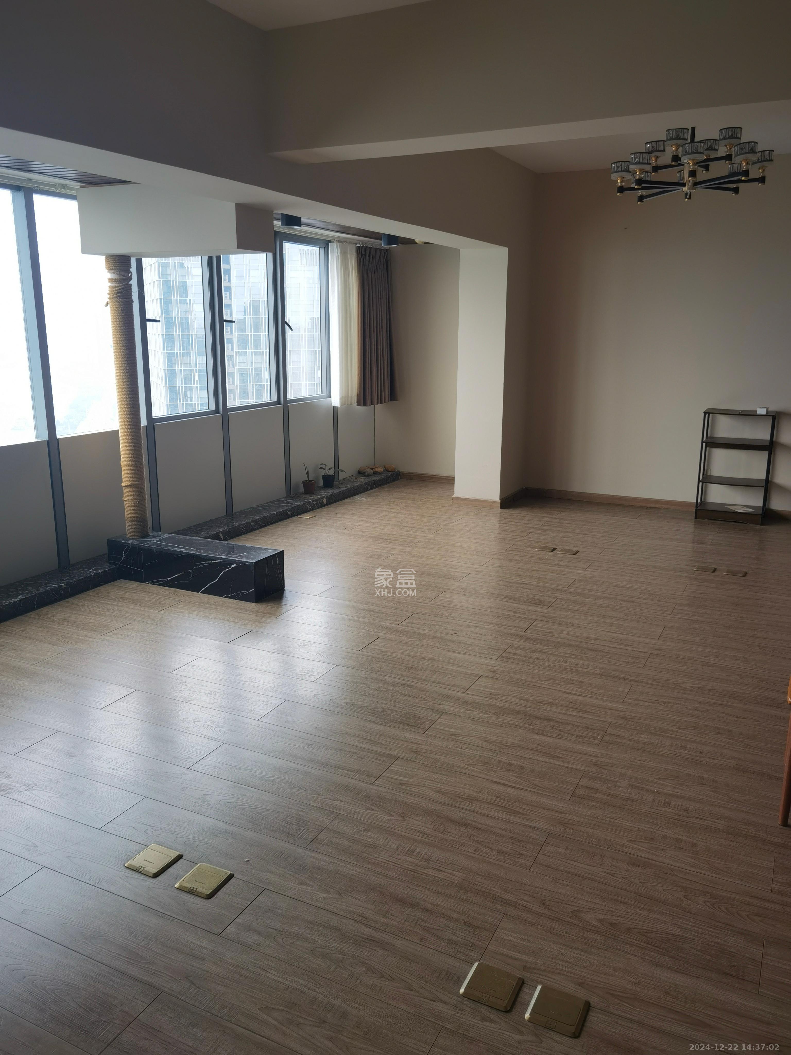 保利国际广场 1室1厅1卫 11000.0元/月 保利国际广场 1室1厅1卫 11000.0元/月室内图