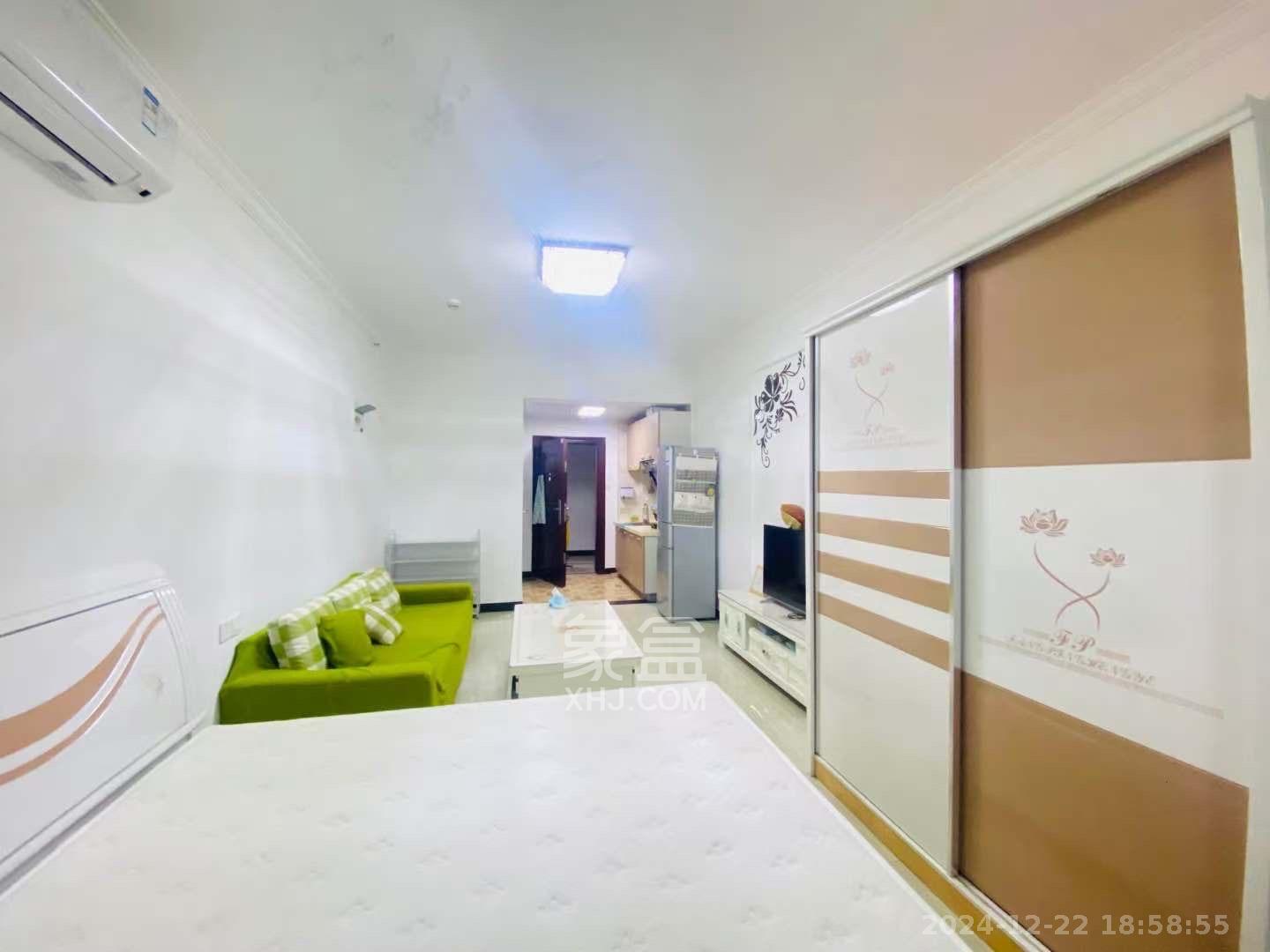 旭辉御府  1室1厅1卫    1350.0元/月 旭辉御府  1室1厅1卫    1350.0元/月户型图