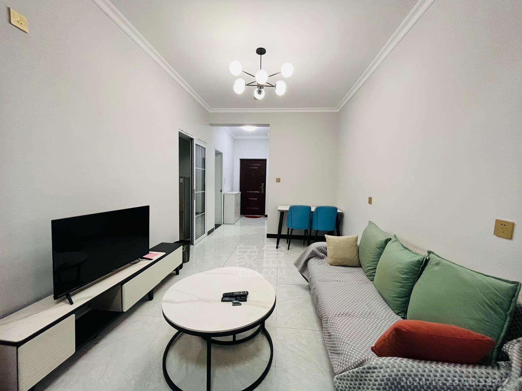 山水豪庭 1室1厅1卫 1400.0元/月 山水豪庭 1室1厅1卫 1400.0元/月室内图