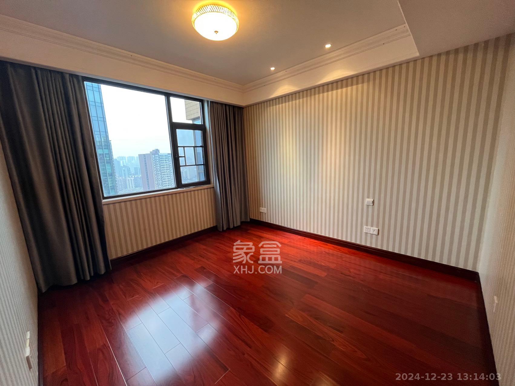 运达中央广场一、二期 3室2厅2卫 12000.0元/月 运达中央广场一、二期 3室2厅2卫 12000.0元/月室内图