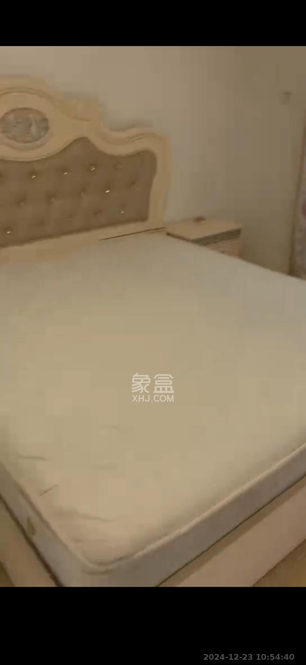 阳光晶城  4室2厅2卫   2800.00元/月室内图