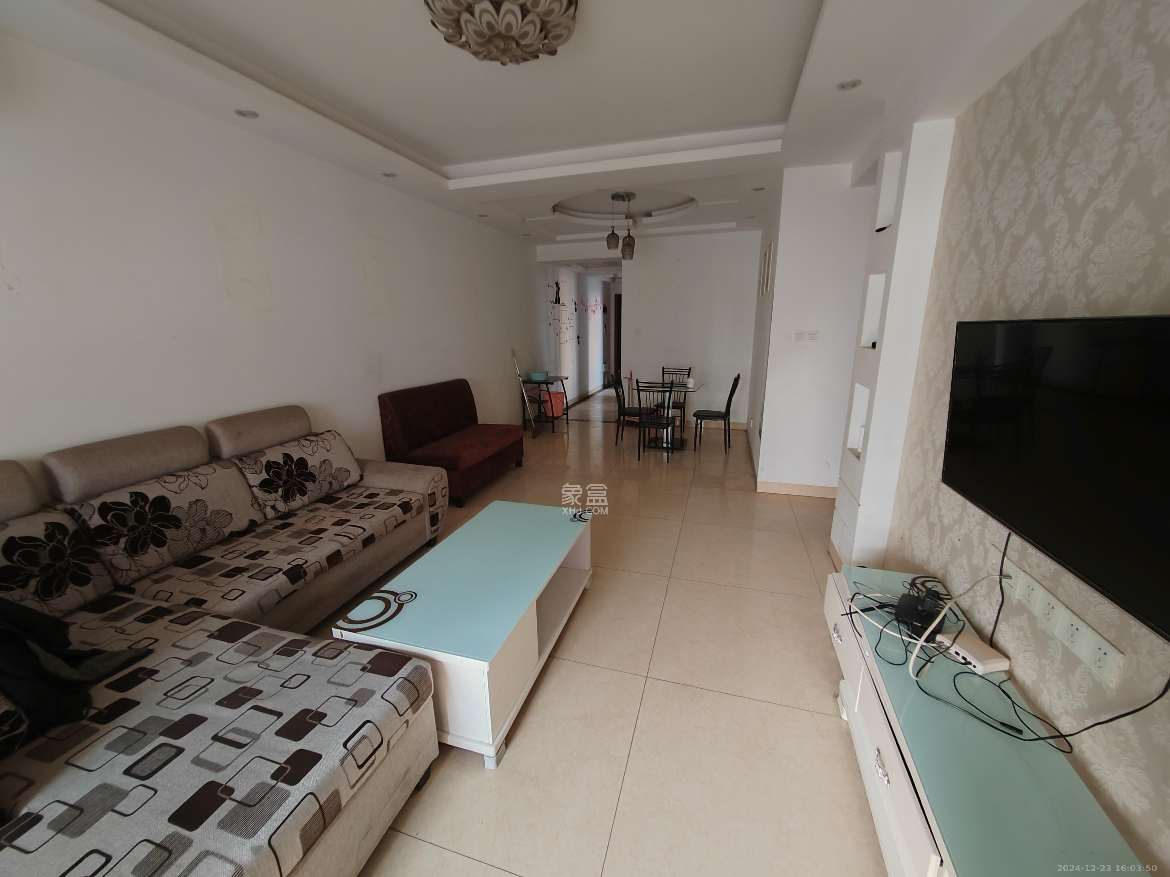 香樟兰亭(朗峰苑) 3室1厅1卫 2300.0元/月 香樟兰亭(朗峰苑) 3室1厅1卫 2300.0元/月室内图