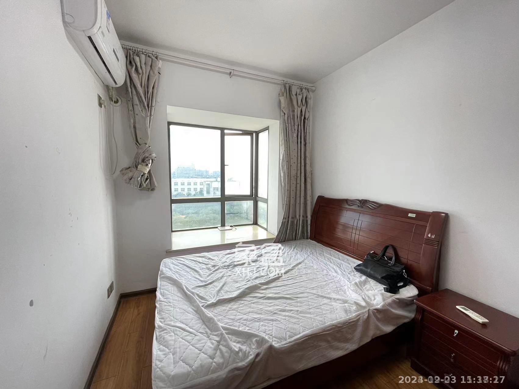 上海城小区  3室2厅2卫    2200.0元/月 上海城小区  3室2厅2卫    2200.0元/月室内图