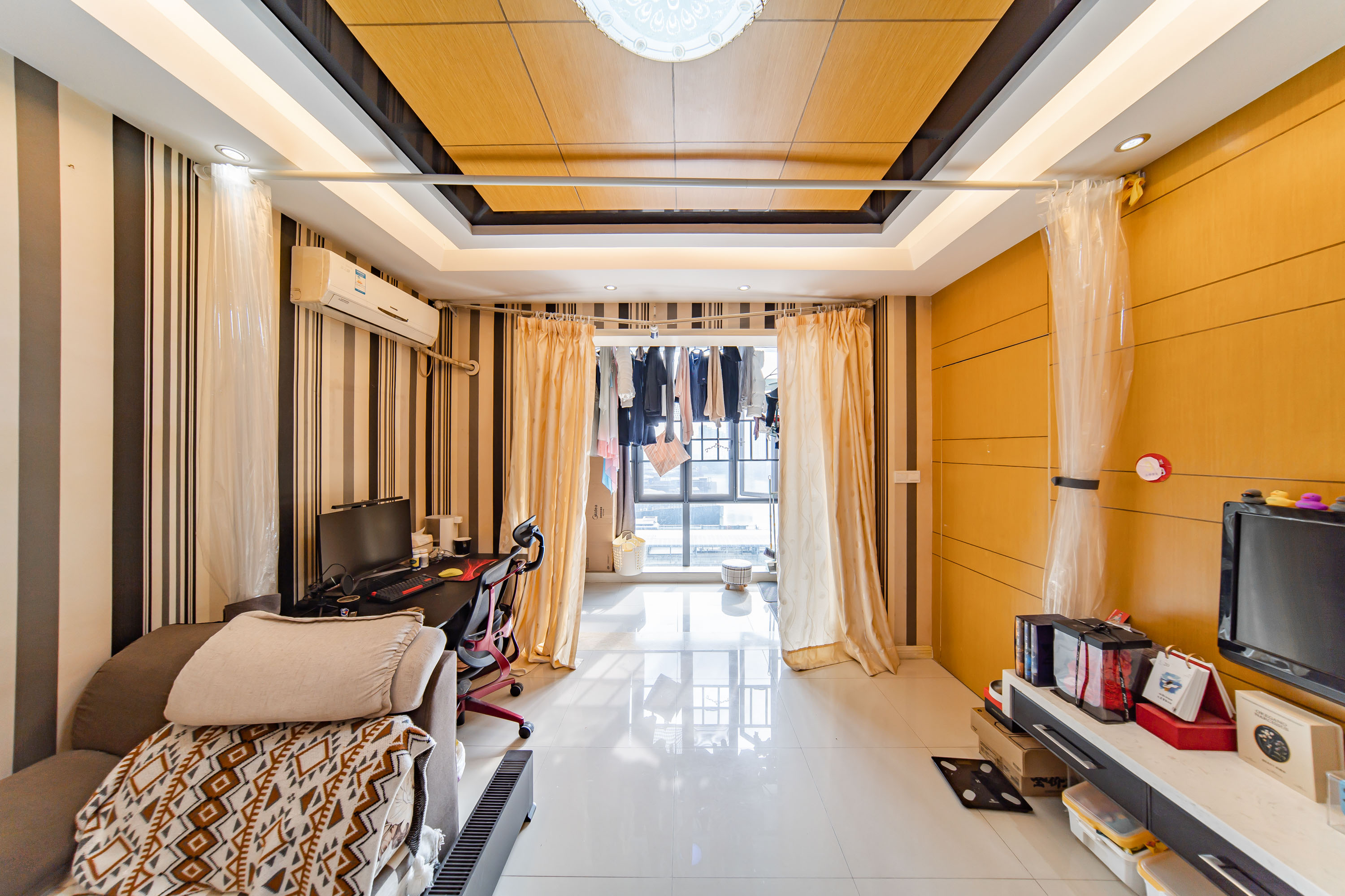 阳光100三期  2室1厅1卫    70.0万 阳光100三期  2室1厅1卫    70.0万