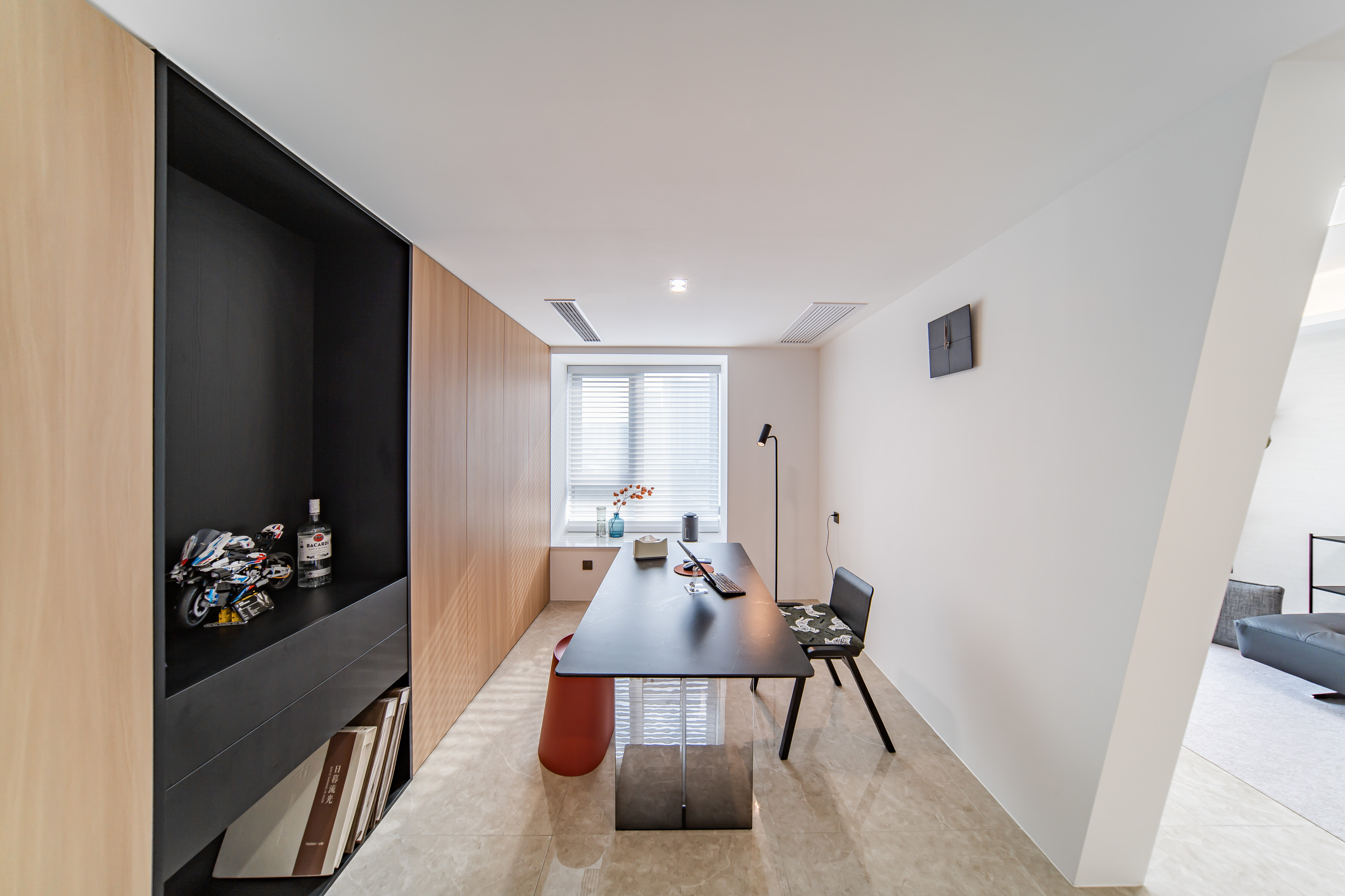 华润凯旋门一期 3室2厅2卫 150.0万 华润凯旋门一期 3室2厅2卫 150.0万卧室