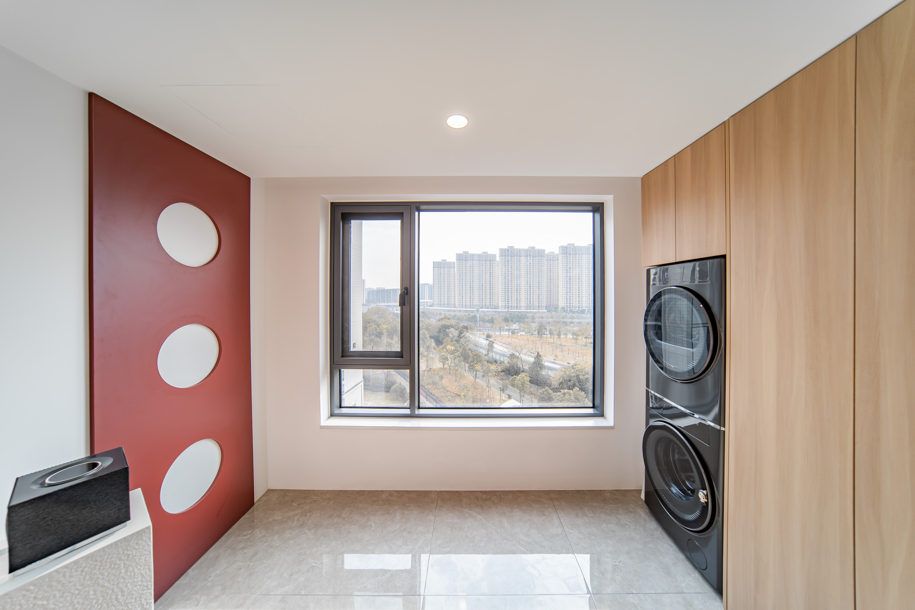 华润凯旋门一期 3室2厅2卫 150.0万 华润凯旋门一期 3室2厅2卫 150.0万阳台