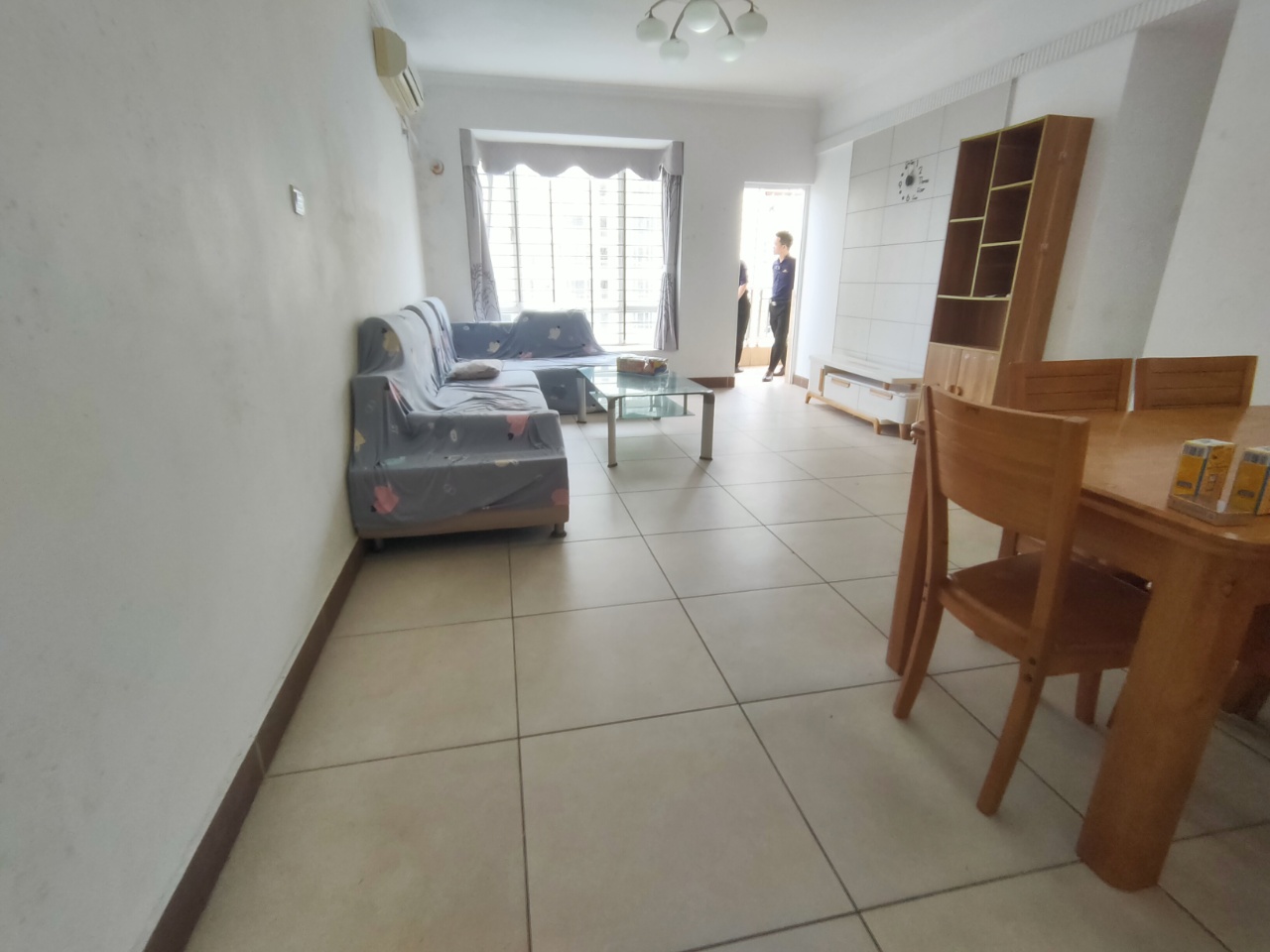 耀江花园 3室2厅2卫 155.0万 耀江花园 3室2厅2卫 155.0万室内图