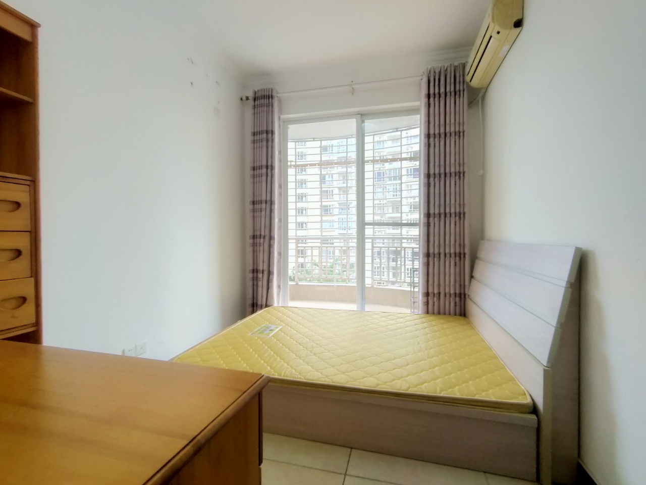 耀江花园 3室2厅2卫 155.0万 耀江花园 3室2厅2卫 155.0万室内图