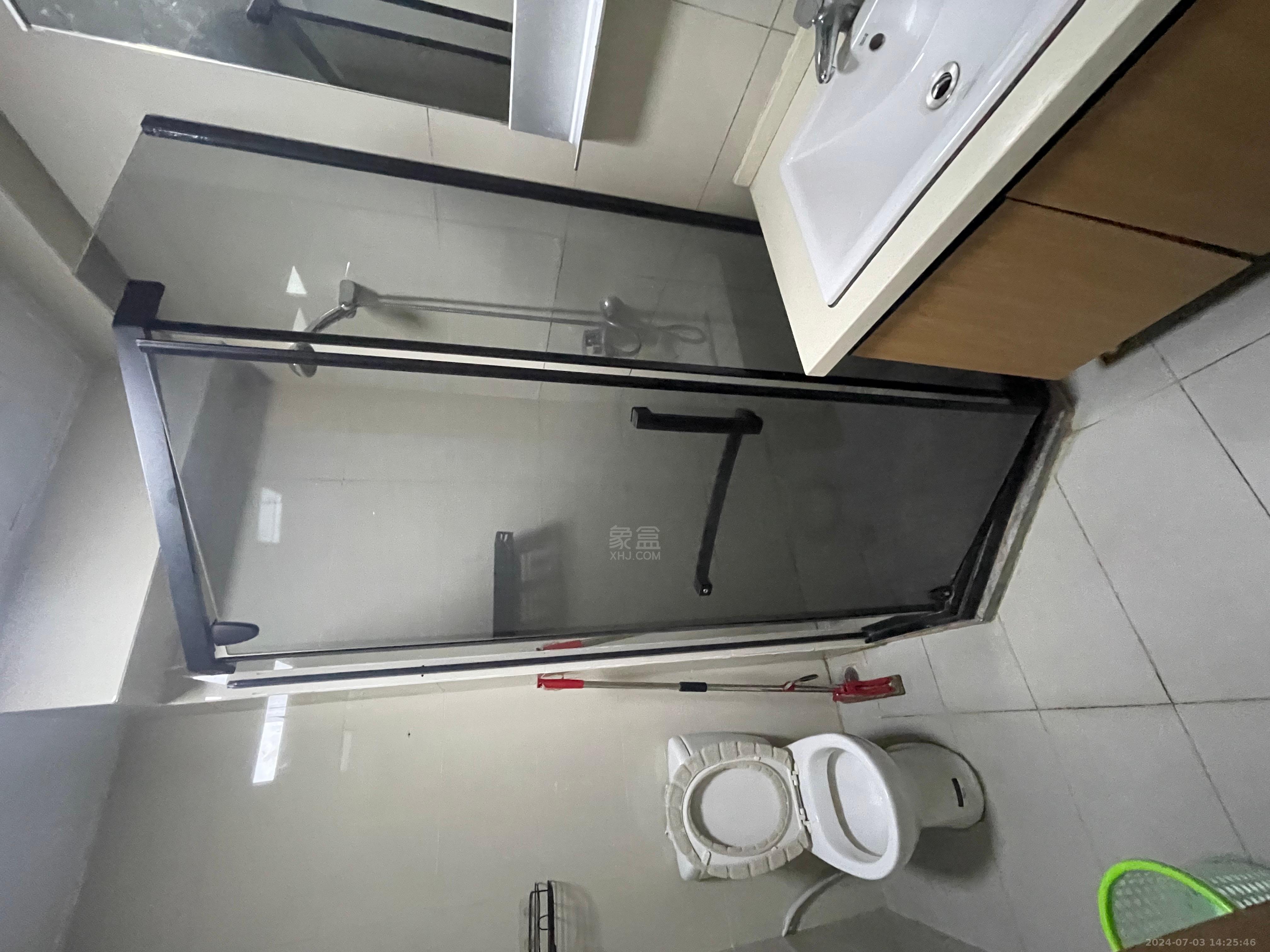 中泰财富湘江  1室1厅1卫   1300.00元/月室内图