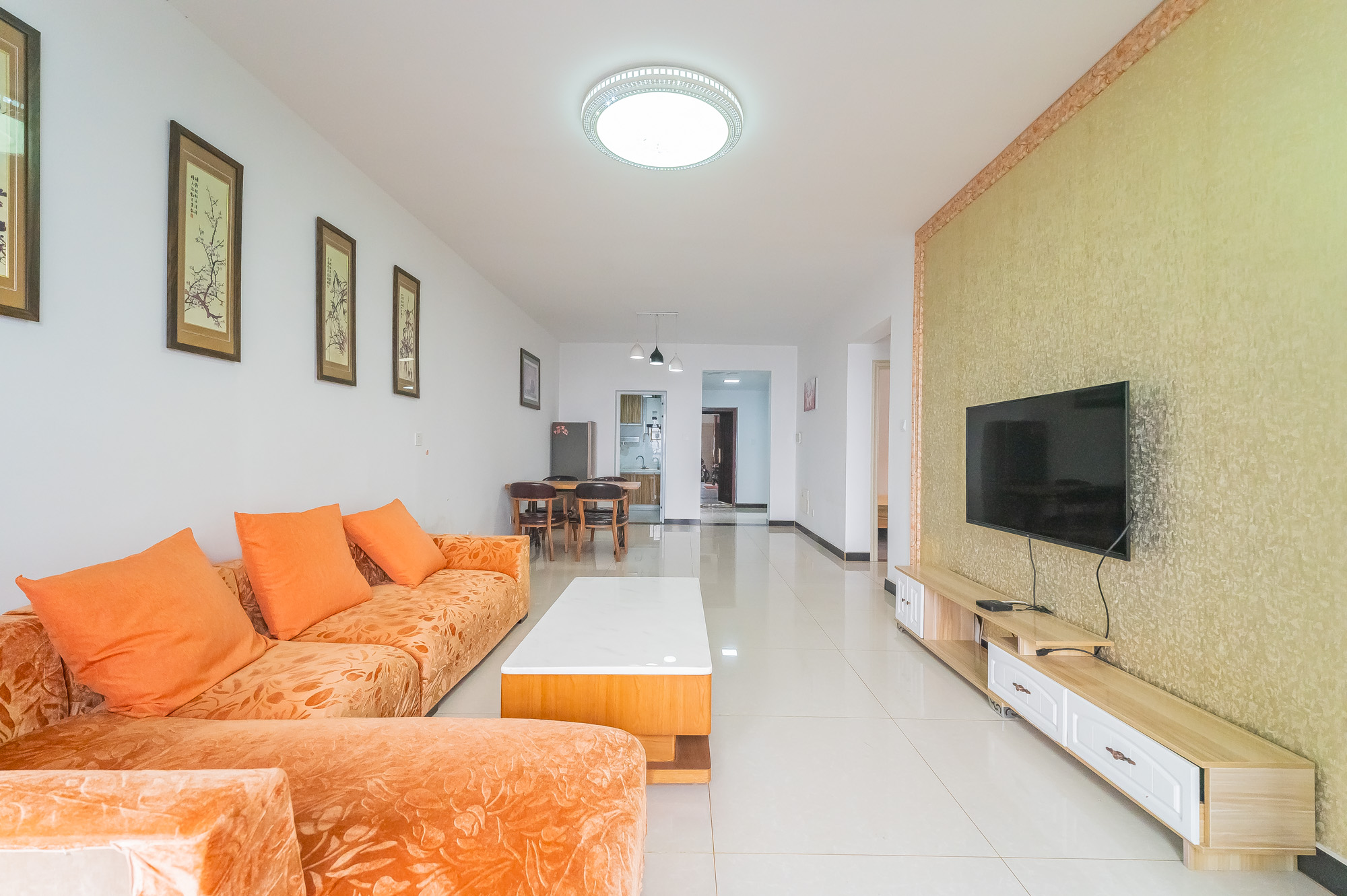 松雅湖金岸 2室2厅1卫 60.8万 松雅湖金岸 2室2厅1卫 60.8万客厅