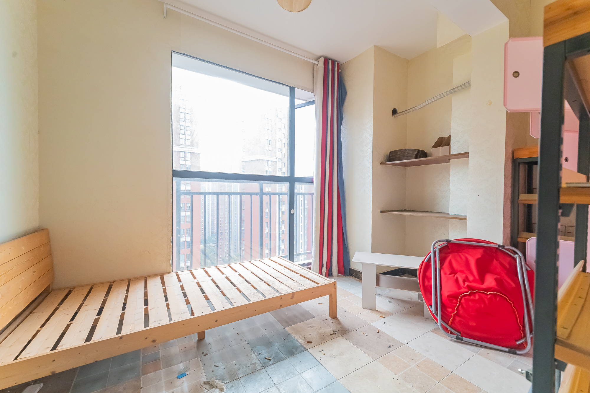 印山蓝色海岸  2室2厅1卫    56.0万 印山蓝色海岸  2室2厅1卫    56.0万其他