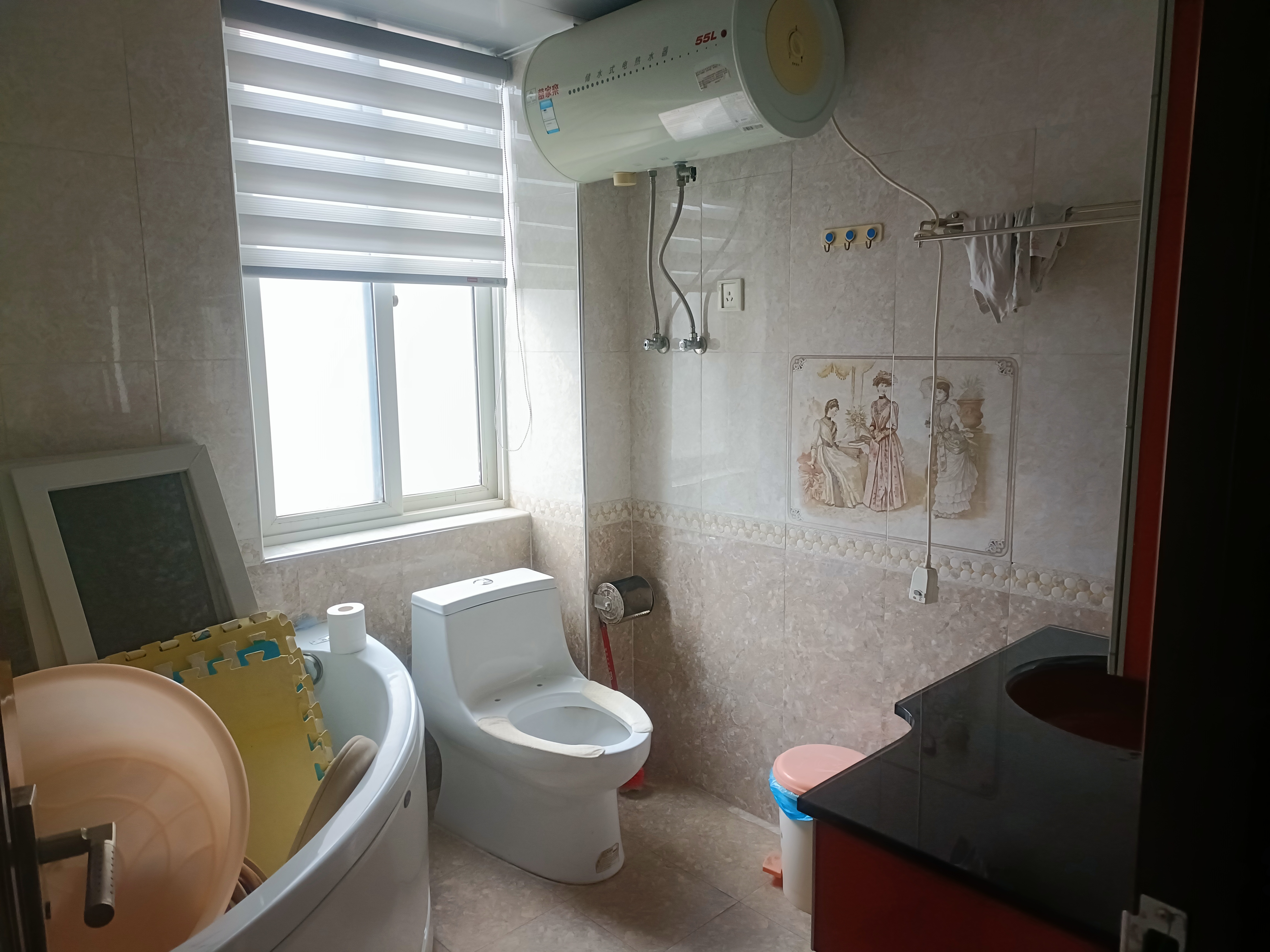 博雅湘水湾 5室2厅2卫 2500.0元/月 博雅湘水湾 5室2厅2卫 2500.0元/月室内图