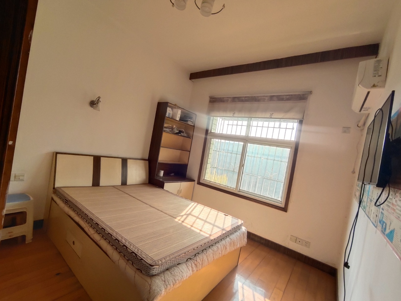 天鹅花园别墅区 3室2厅1卫 46.0万 天鹅花园别墅区 3室2厅1卫 46.0万室内图