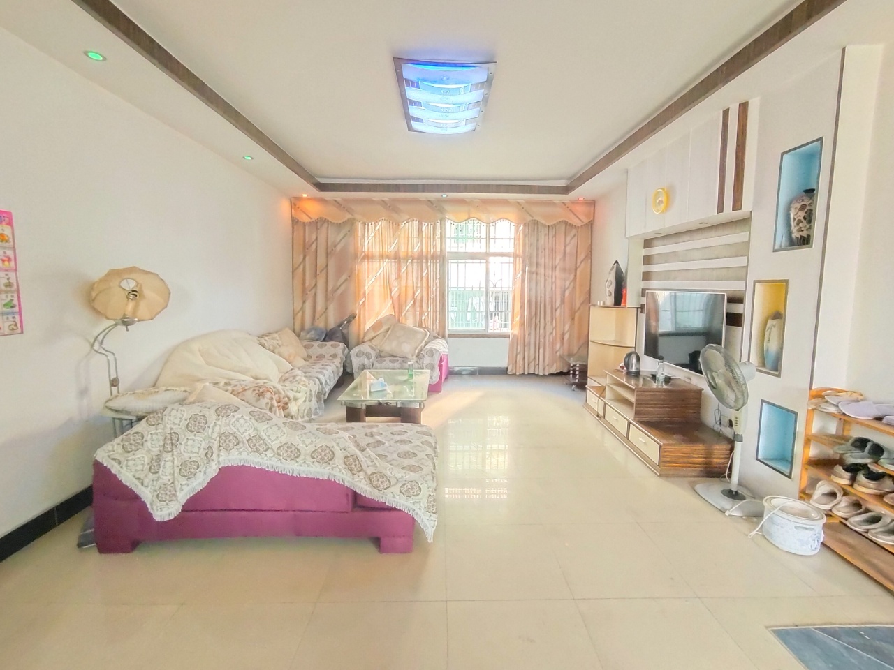 天鹅花园别墅区 3室2厅1卫 46.0万 天鹅花园别墅区 3室2厅1卫 46.0万室内图