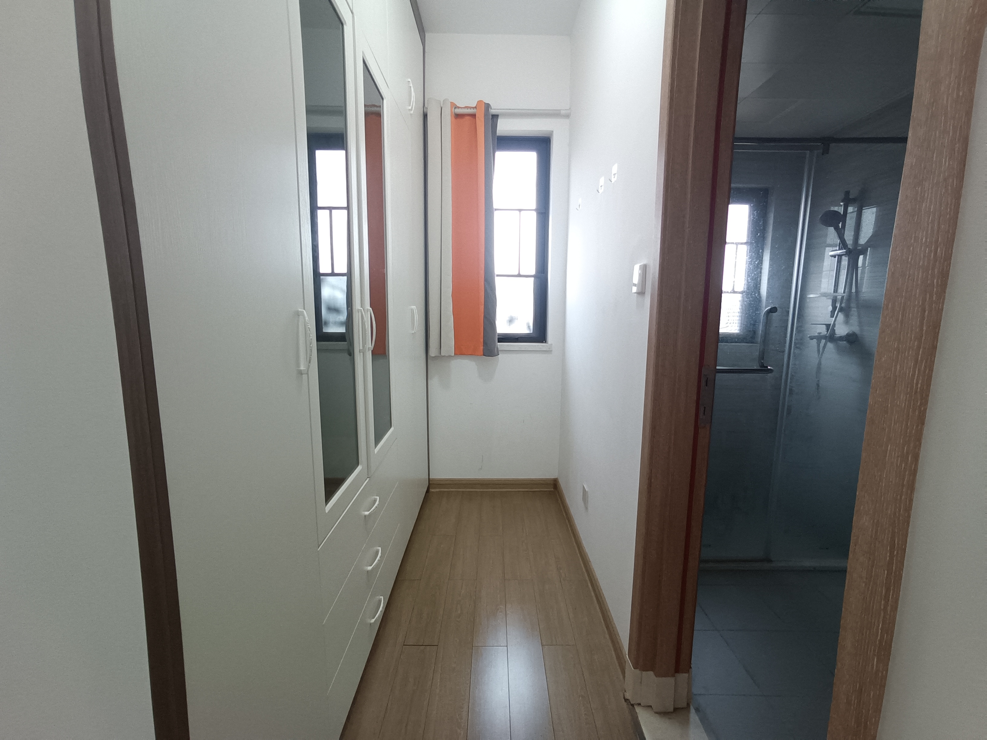 美的翰城  3室2厅2卫    112.0万 美的翰城  3室2厅2卫    112.0万室内图