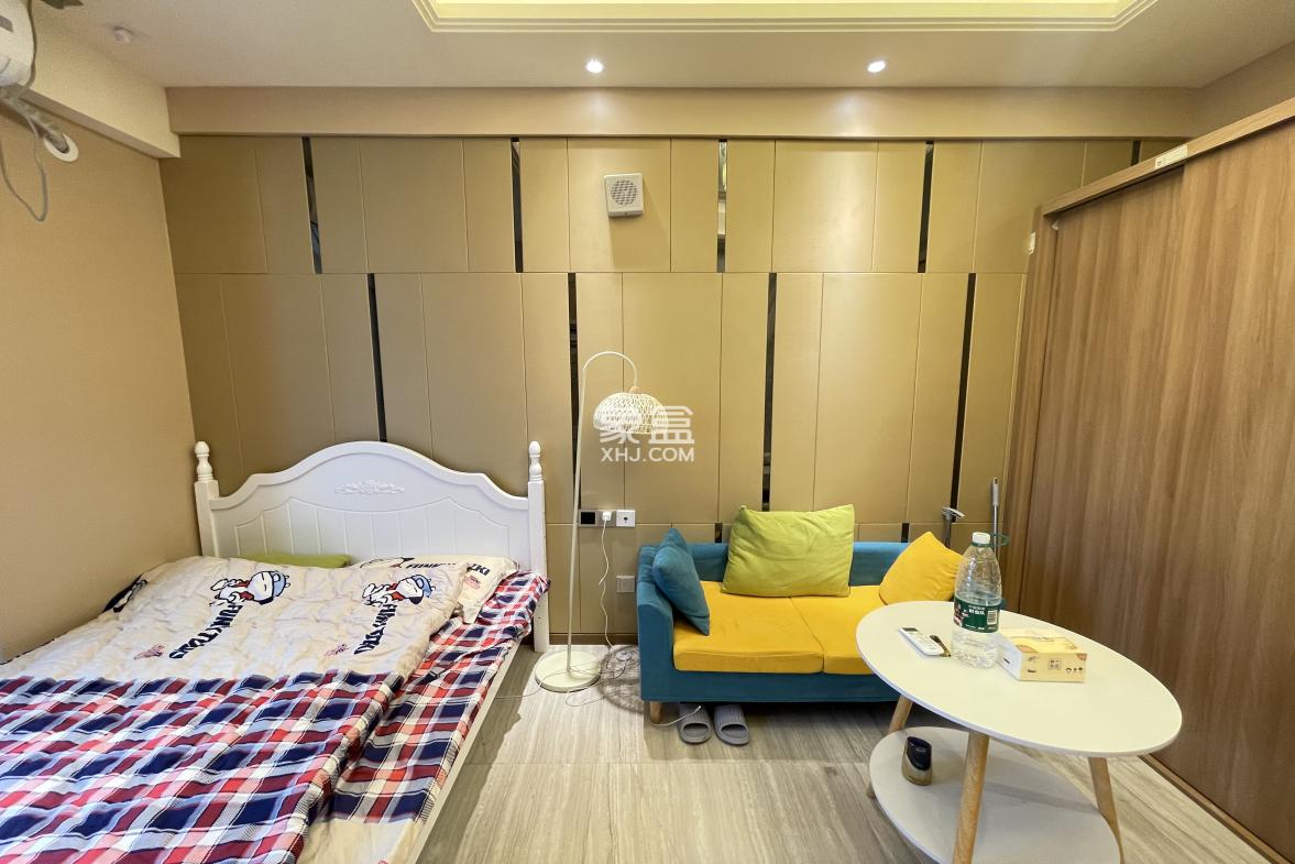 恒大誉府(融誉商业中心) 1室0厅1卫 1600.0元/月 恒大誉府(融誉商业中心) 1室0厅1卫 1600.0元/月室内图