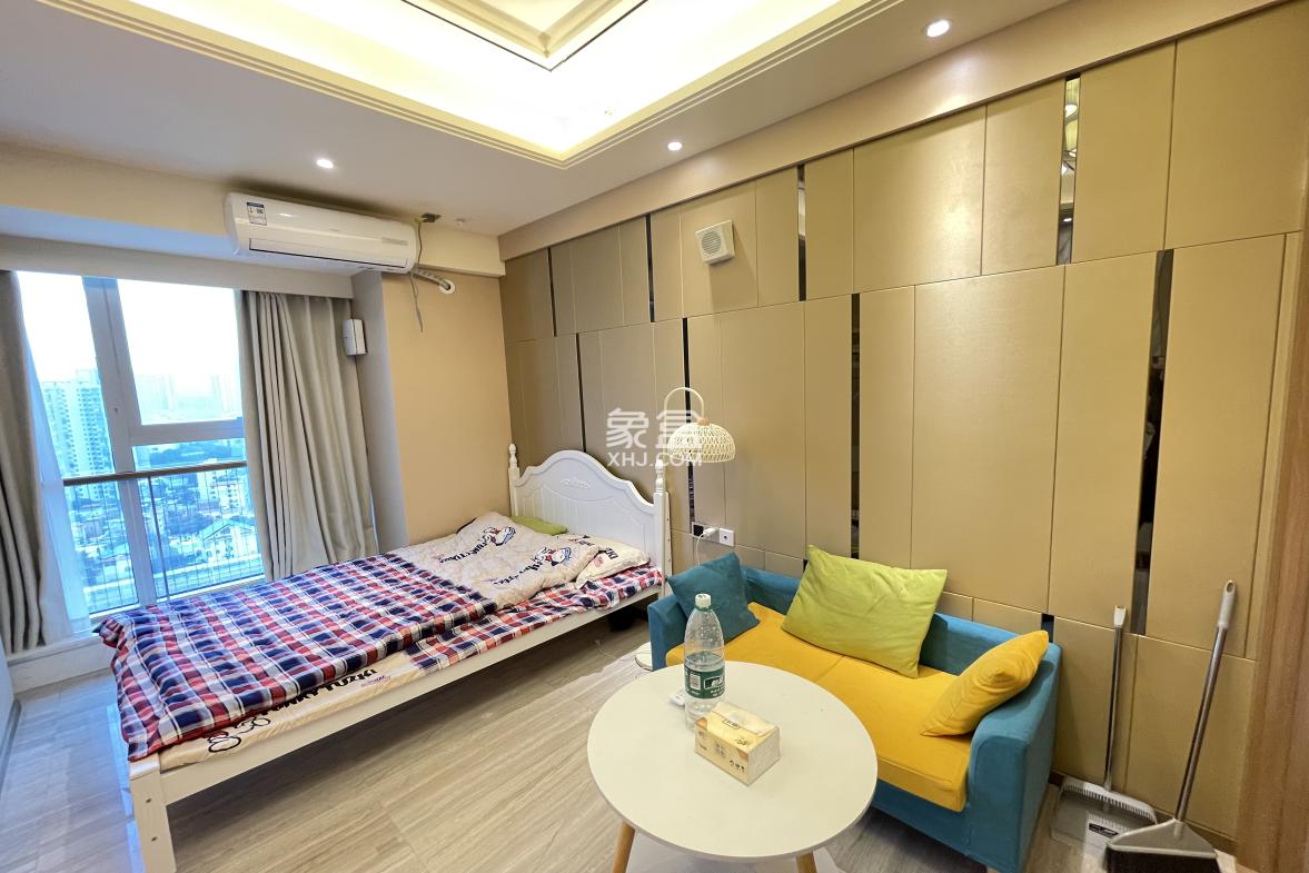 恒大誉府(融誉商业中心) 1室0厅1卫 1600.0元/月 恒大誉府(融誉商业中心) 1室0厅1卫 1600.0元/月室内图