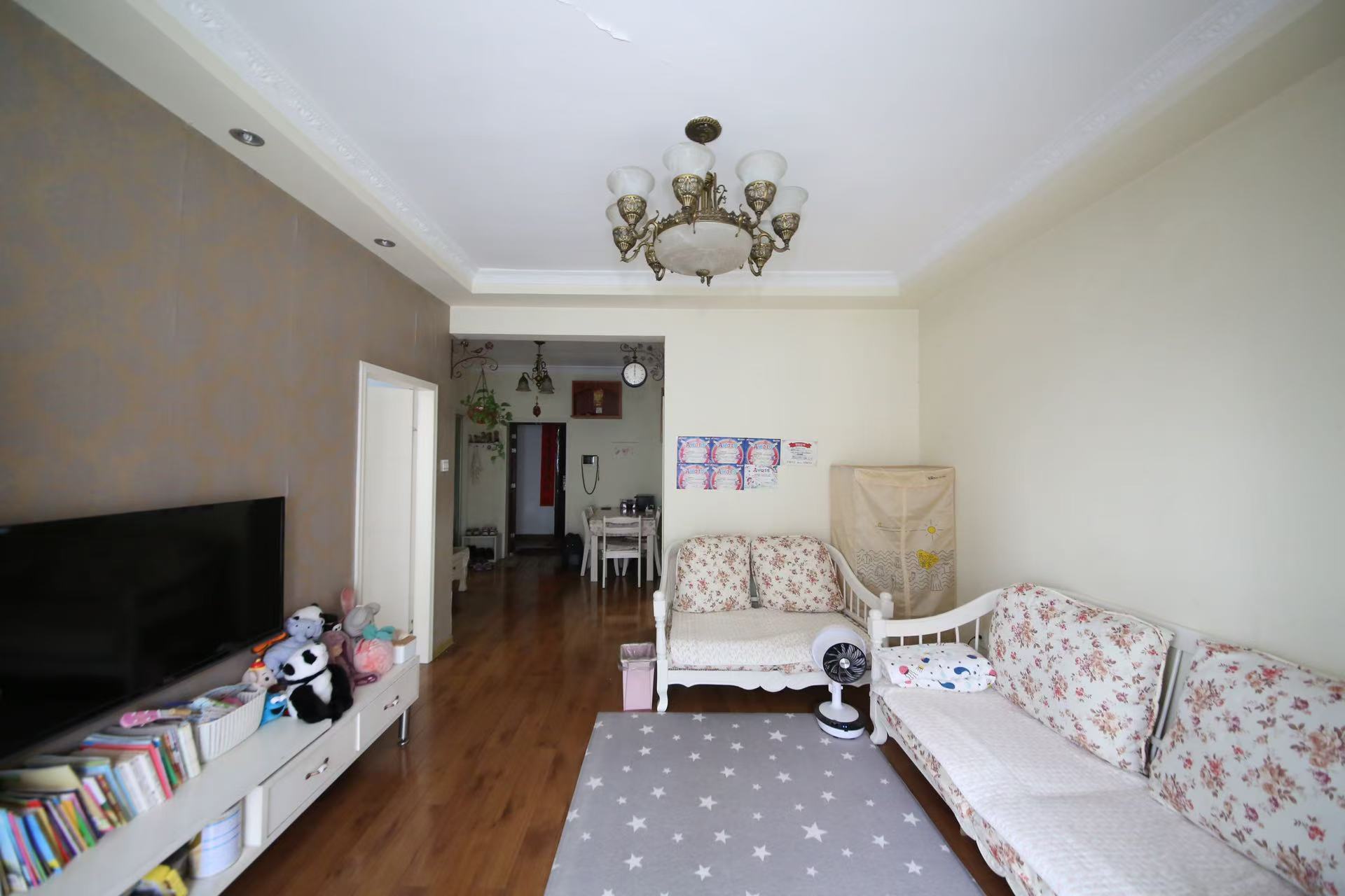 星城映象 2室2厅1卫 2500.0元/月 星城映象 2室2厅1卫 2500.0元/月室内图