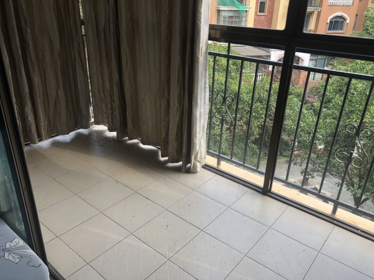 米兰春天 3室2厅1卫 1900.00元/月 米兰春天 3室2厅1卫 1900.00元/月户型图