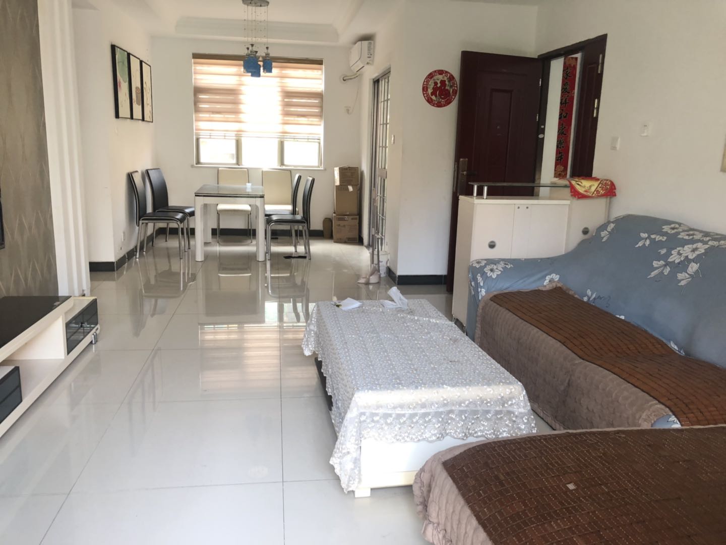 米兰春天 3室2厅1卫 1900.00元/月 米兰春天 3室2厅1卫 1900.00元/月室内图