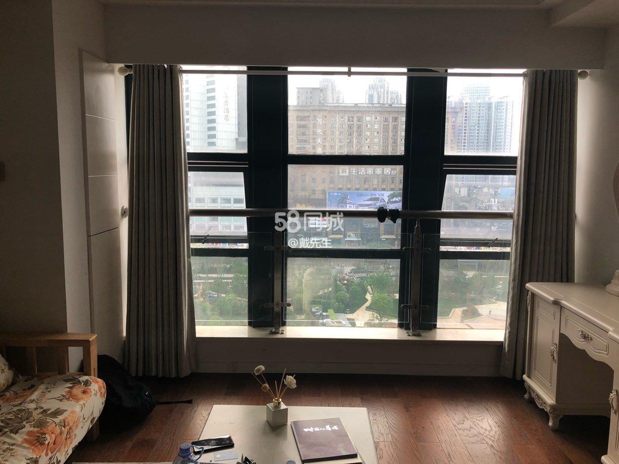 壹号公馆 1室1厅1卫 2300.0元/月 壹号公馆 1室1厅1卫 2300.0元/月室内图