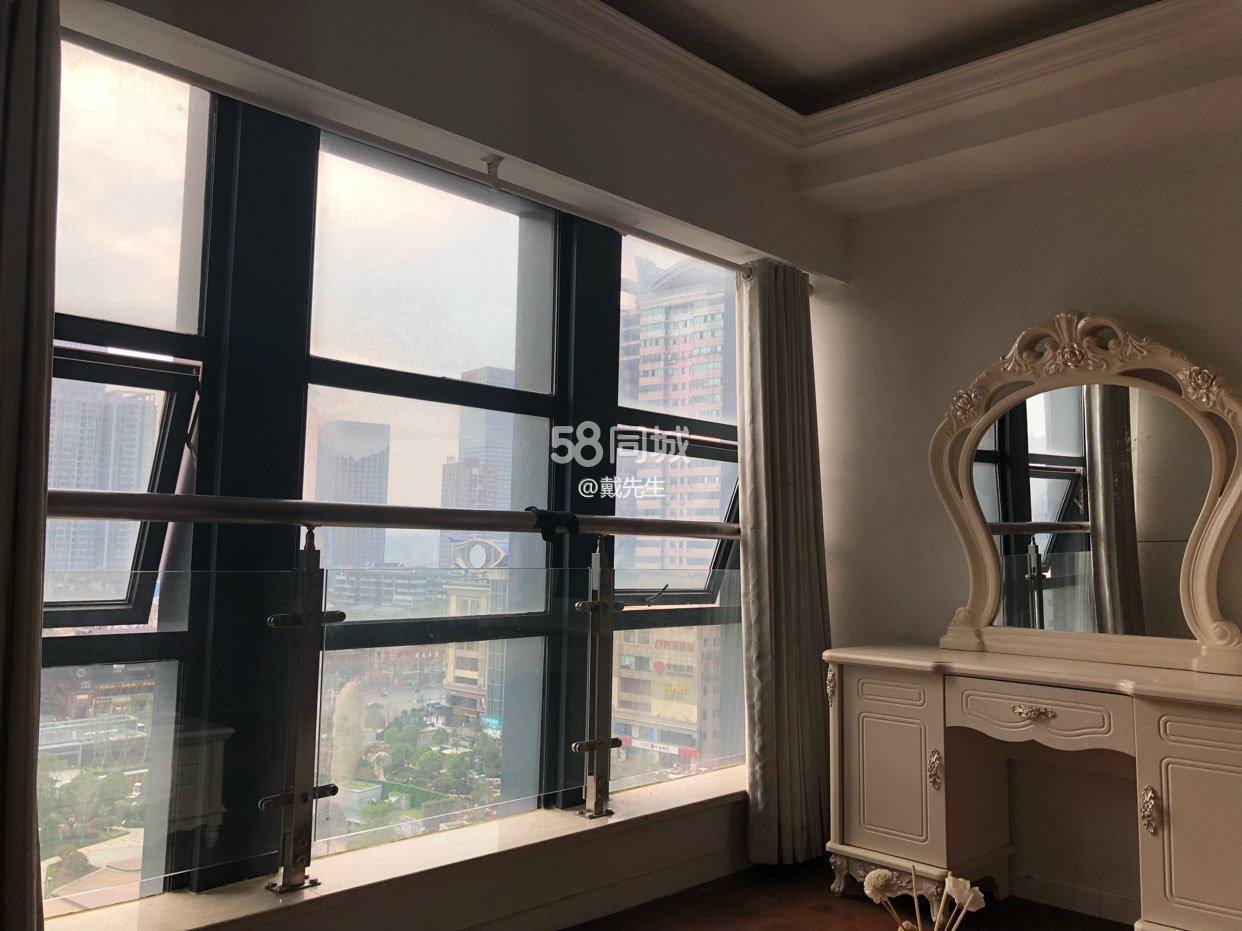 壹号公馆 1室1厅1卫 2300.0元/月 壹号公馆 1室1厅1卫 2300.0元/月室内图