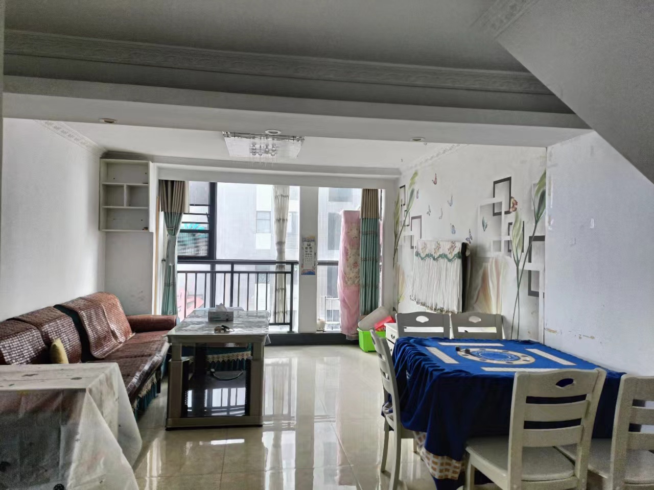 龙泰上品 4室2厅2卫 1500.0元/月 龙泰上品 4室2厅2卫 1500.0元/月室内图