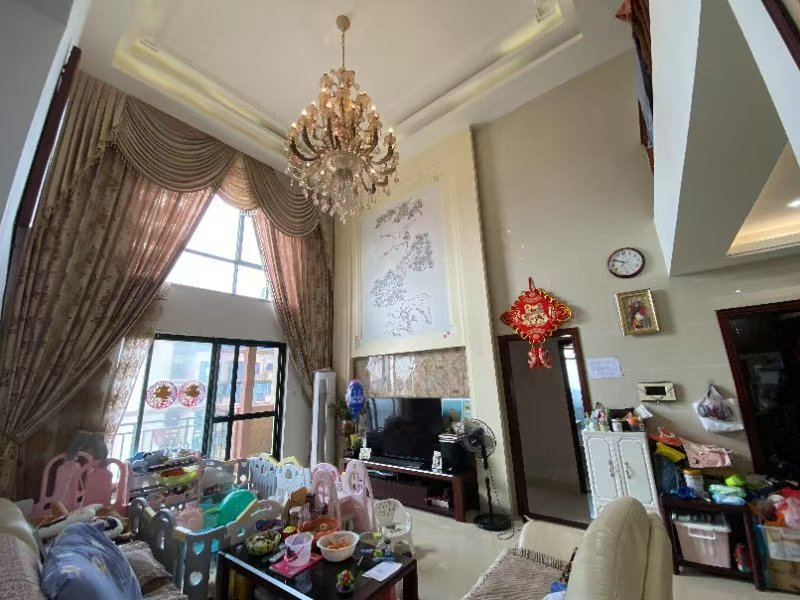 国瑞花园 6室2厅3卫 8000.0元/月 国瑞花园 6室2厅3卫 8000.0元/月室内图