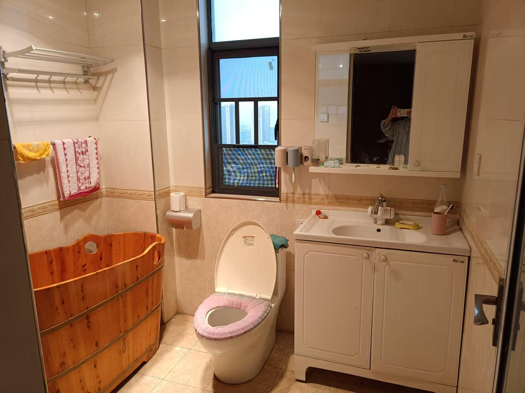 香雨一品 2室1厅2卫 2600.0元/月 香雨一品 2室1厅2卫 2600.0元/月室内图