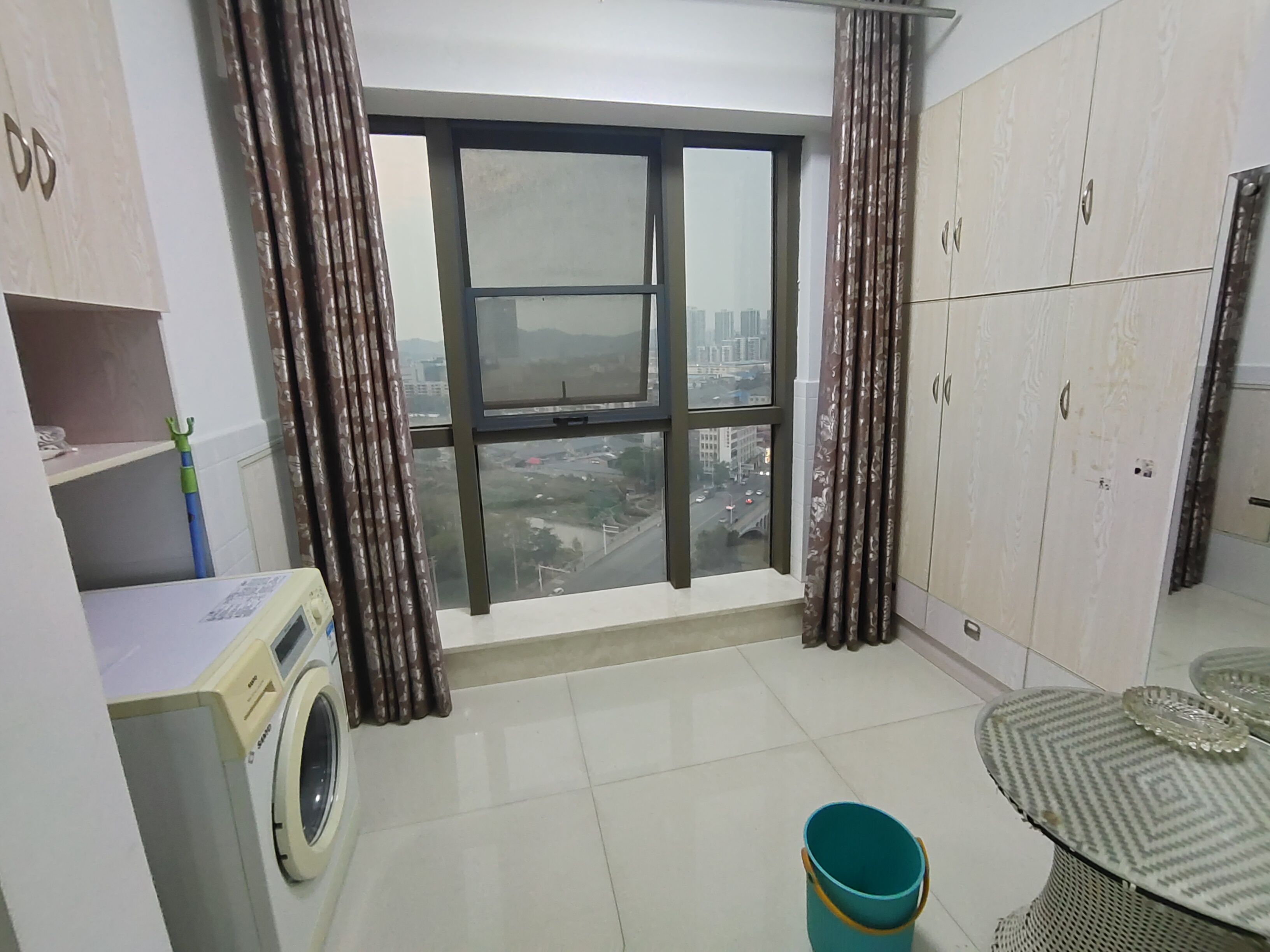 凯旋名门人民中路1006号 1室1厅1卫 1300.0元/月 凯旋名门人民中路1006号 1室1厅1卫 1300.0元/月室内图