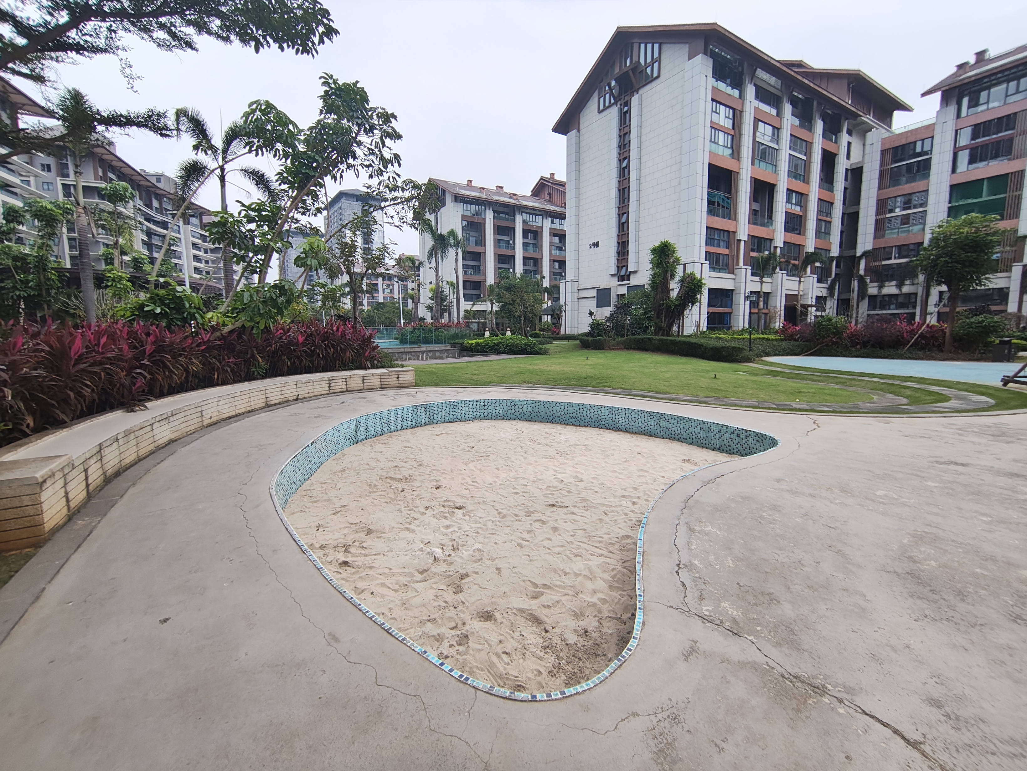 鲁能海蓝公馆 2室2厅1卫 176.0万 鲁能海蓝公馆 2室2厅1卫 176.0万小区图