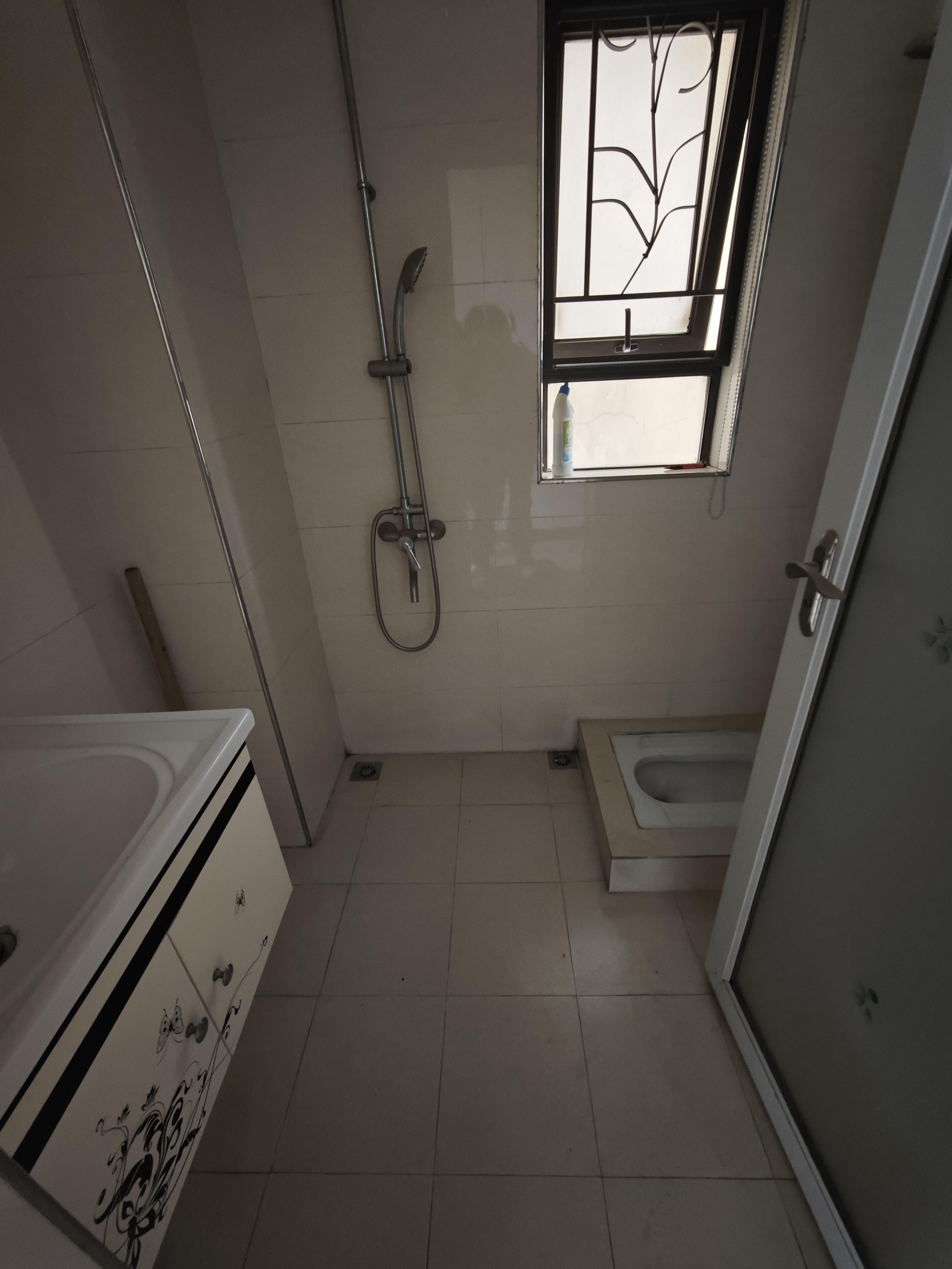 佳兆业水岸新都 3室2厅2卫 1600.0元/月 佳兆业水岸新都 3室2厅2卫 1600.0元/月室内图