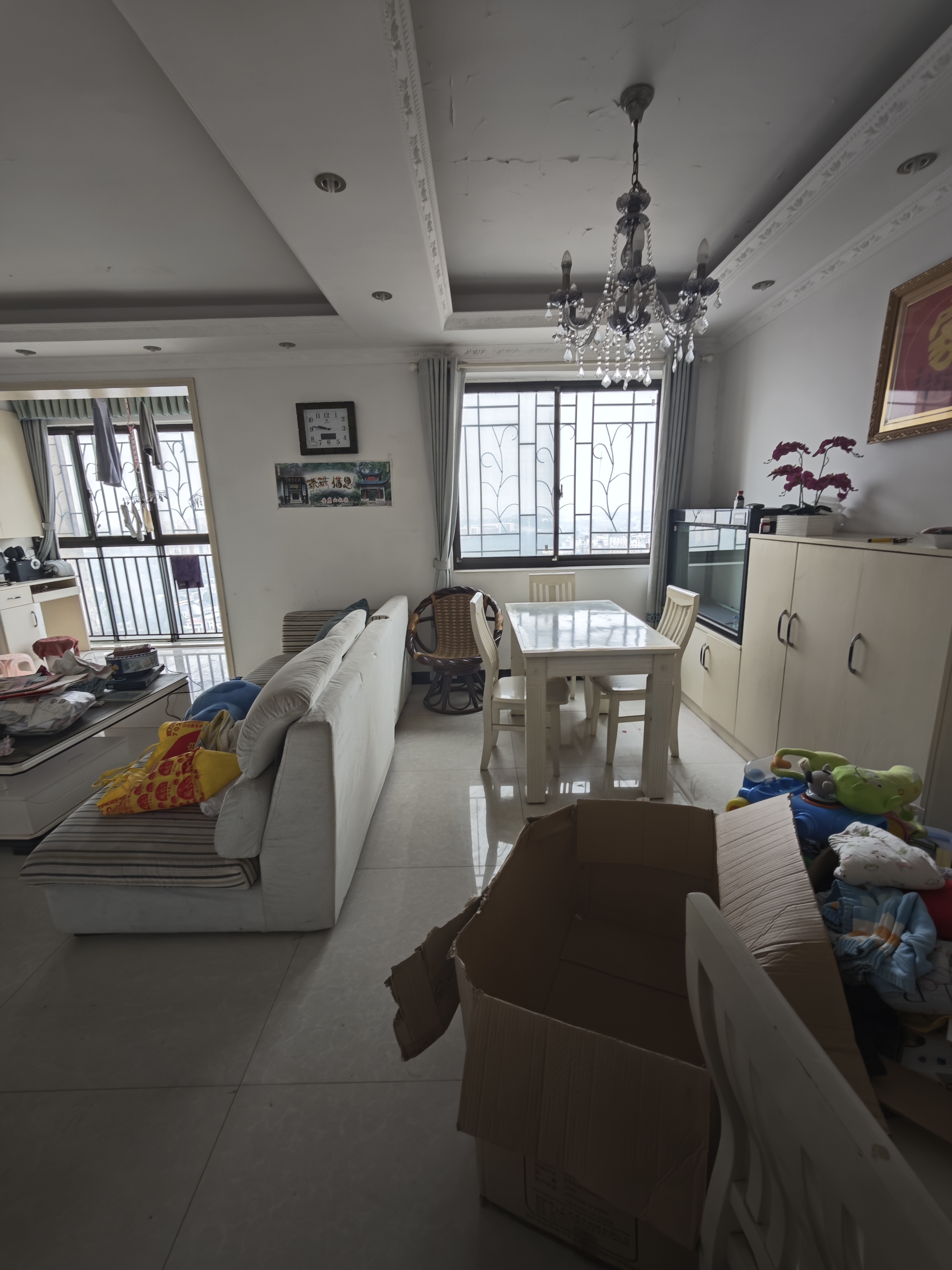 佳兆业水岸新都 3室2厅2卫 1600.0元/月 佳兆业水岸新都 3室2厅2卫 1600.0元/月室内图