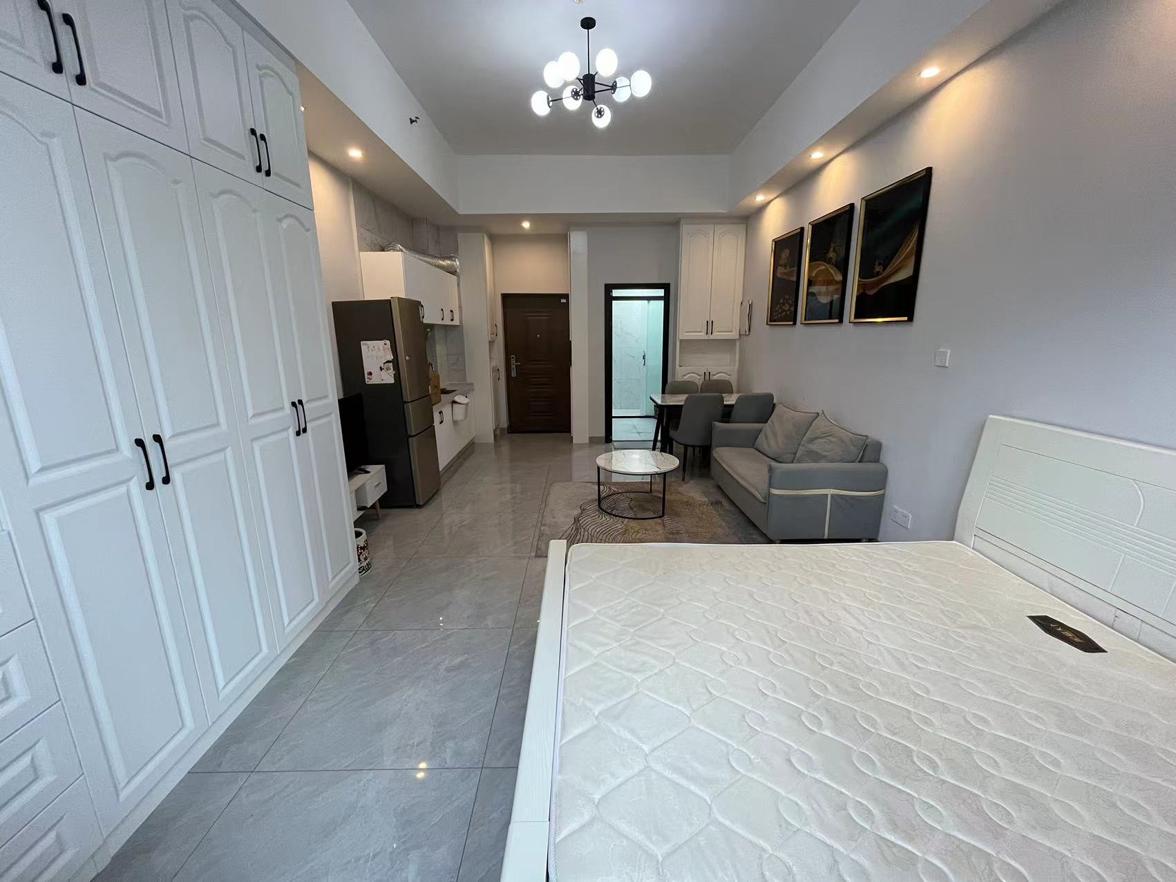 奥克斯滨仕花园(奥克斯洋湖广场/奥克斯中心) 1室1厅1卫 1900.0元/月 奥克斯滨仕花园(奥克斯洋湖广场/奥克斯中心) 1室1厅1卫 1900.0元/月室内图