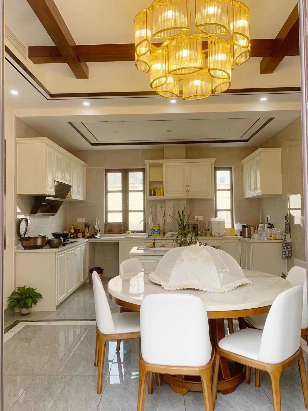 中信台达国际一期 5室2厅3卫 17000.0元/月 中信台达国际一期 5室2厅3卫 17000.0元/月室内图